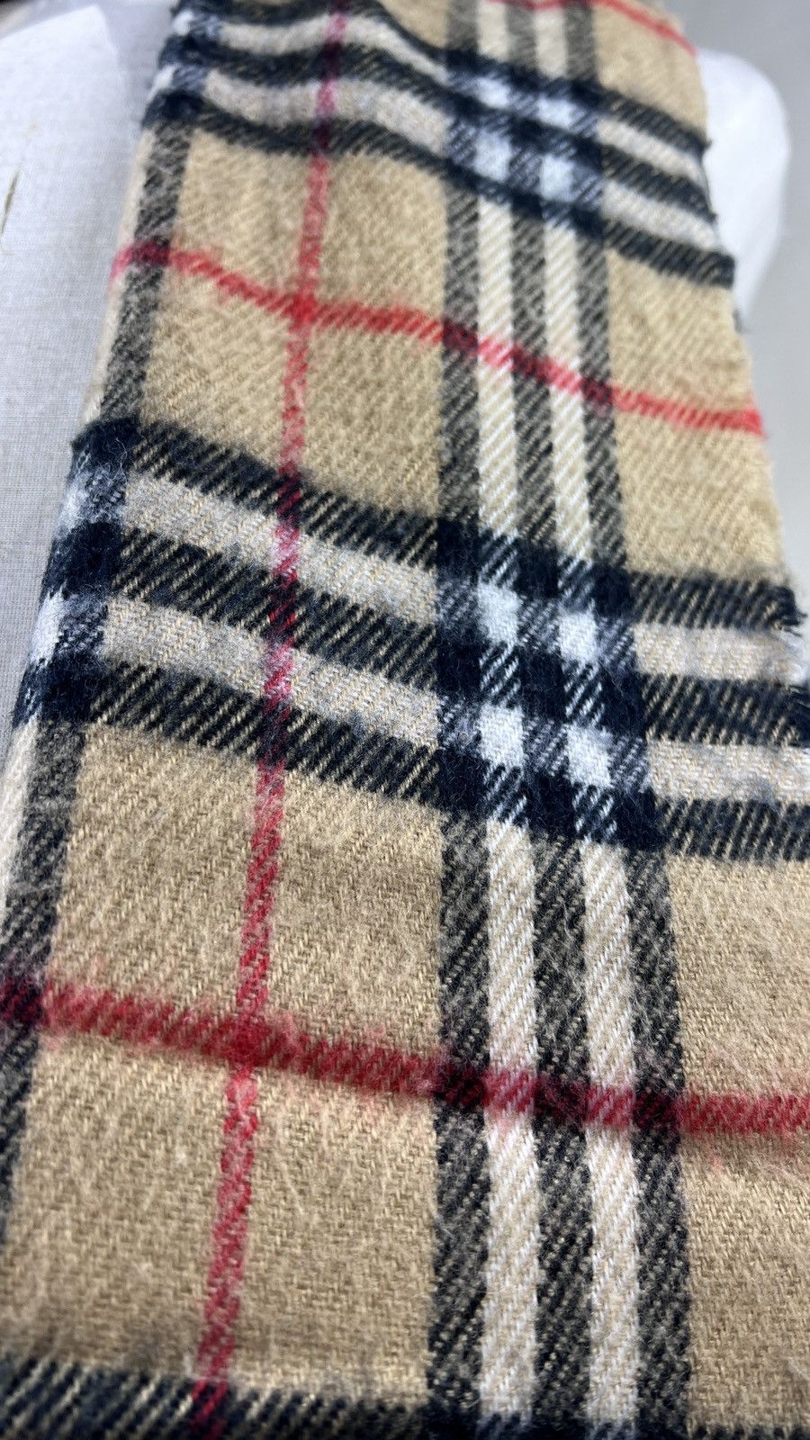 Burberry Burberry London Novacheck Beige 100% Lambswool Scarf Muffler Size ONE SIZE - 6 Thumbnail