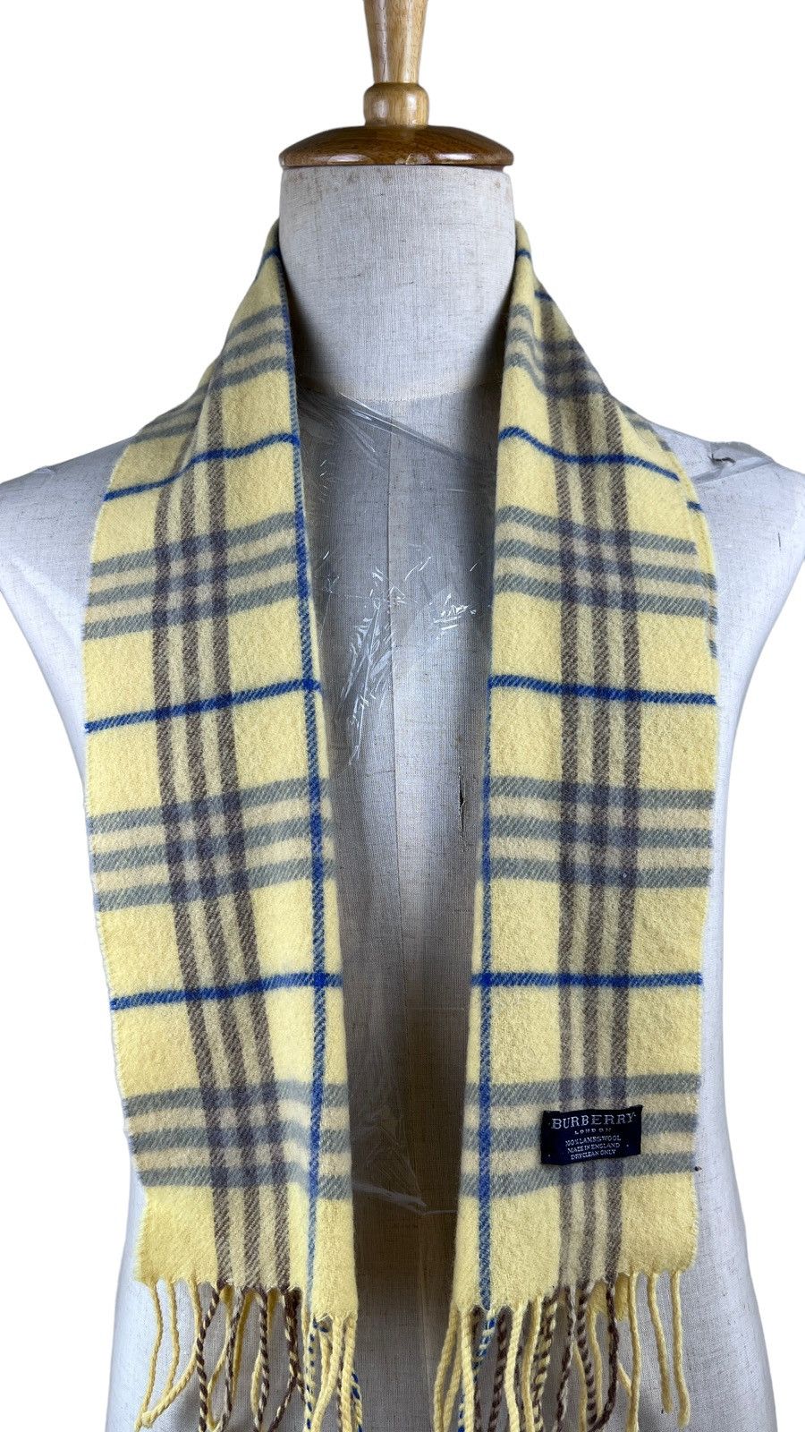Burberry Burberry London Cream Novacheck 100% Wool Scarf Muffler Size ONE SIZE - 2 Thumbnail