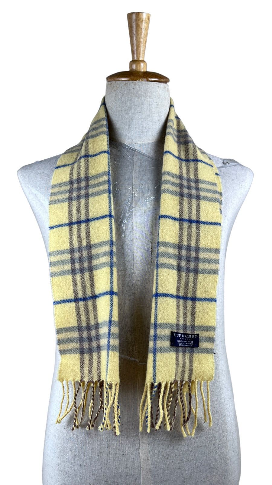 Burberry Burberry London Cream Novacheck 100% Wool Scarf Muffler Size ONE SIZE - 1 Thumbnail