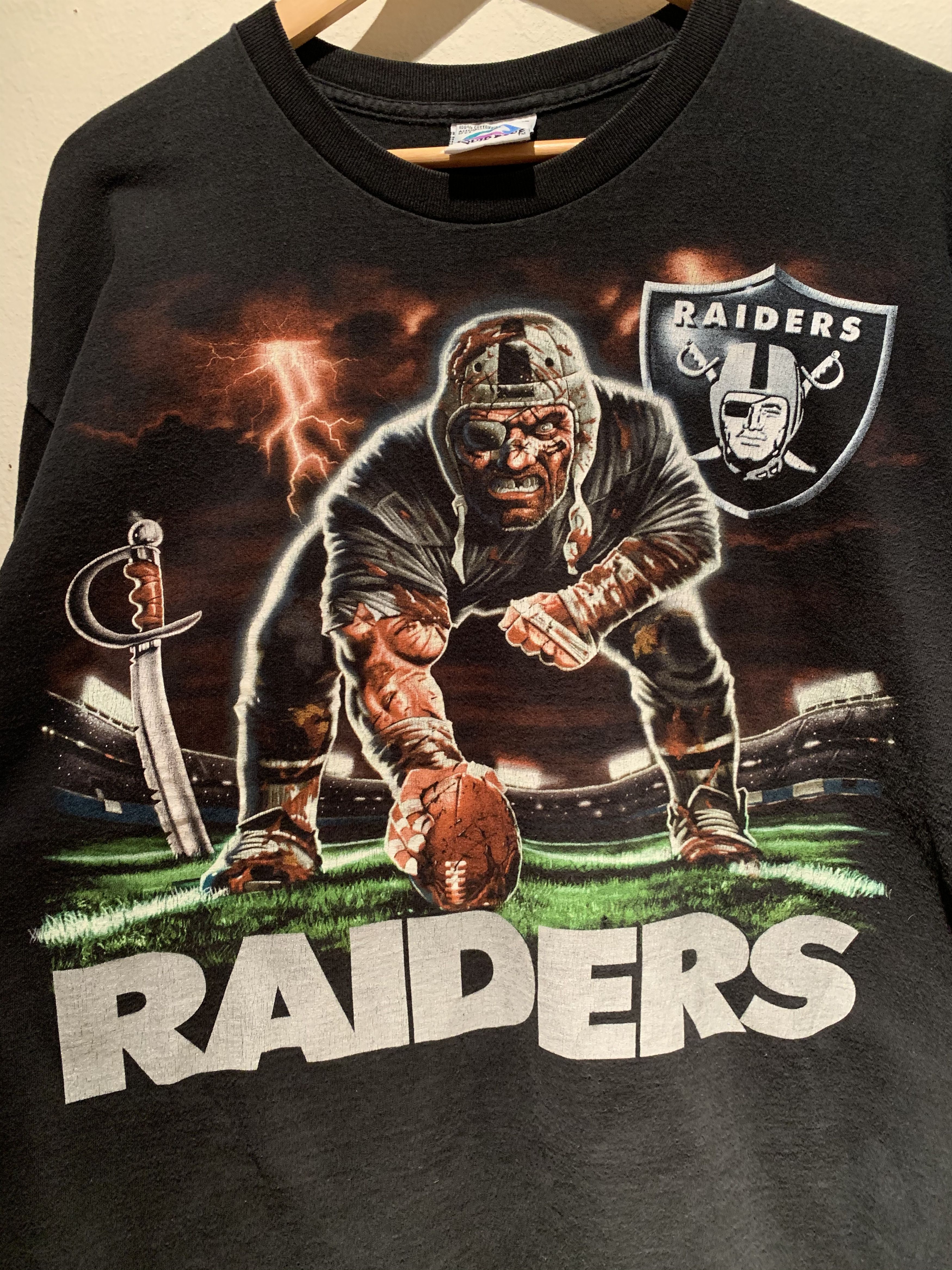 Liquid Blue × NFL × Vintage *RARE* Vintage 90’s Oakland Raiders Liquid Blue Art T-Shirt Size US XL / EU 56 / 4 - 2 Thumbnail