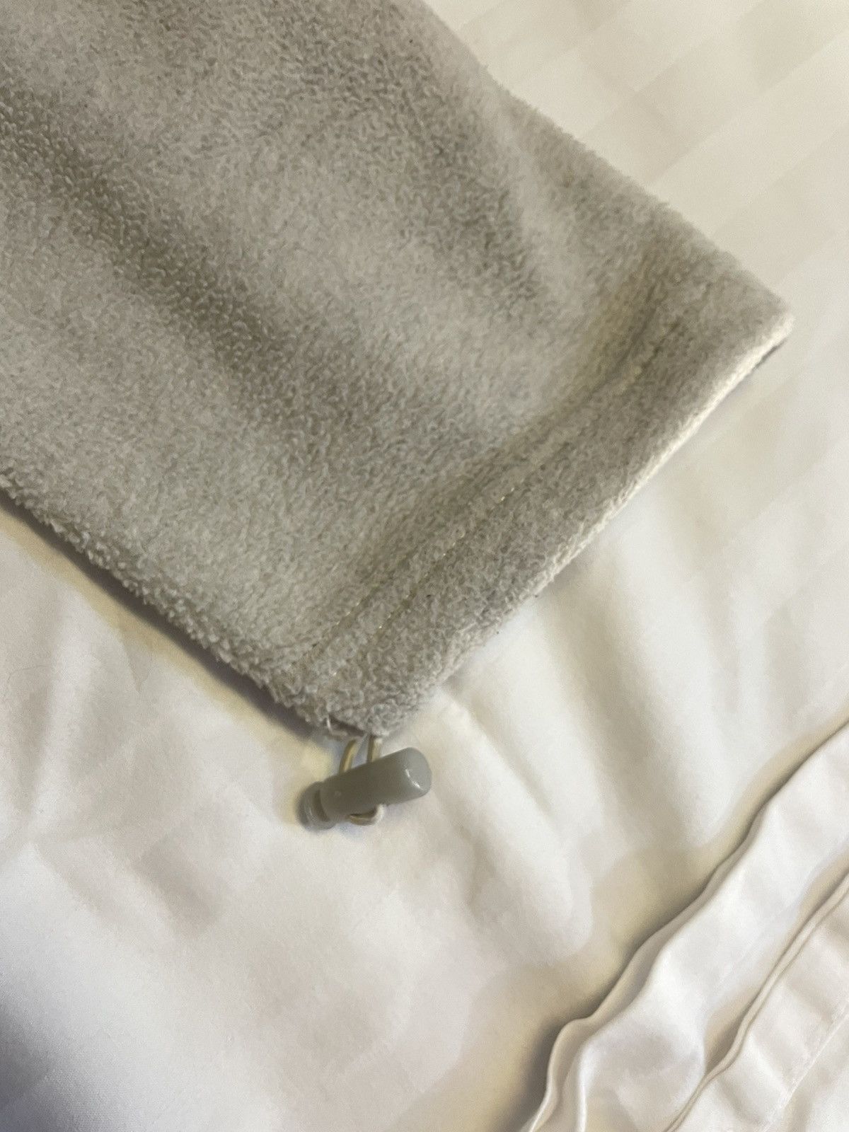 Essentials Fear of God Essentials Polar fleece sweatpants/Oatmeal Size 27" / US 4 / IT 40 - 2 Thumbnail