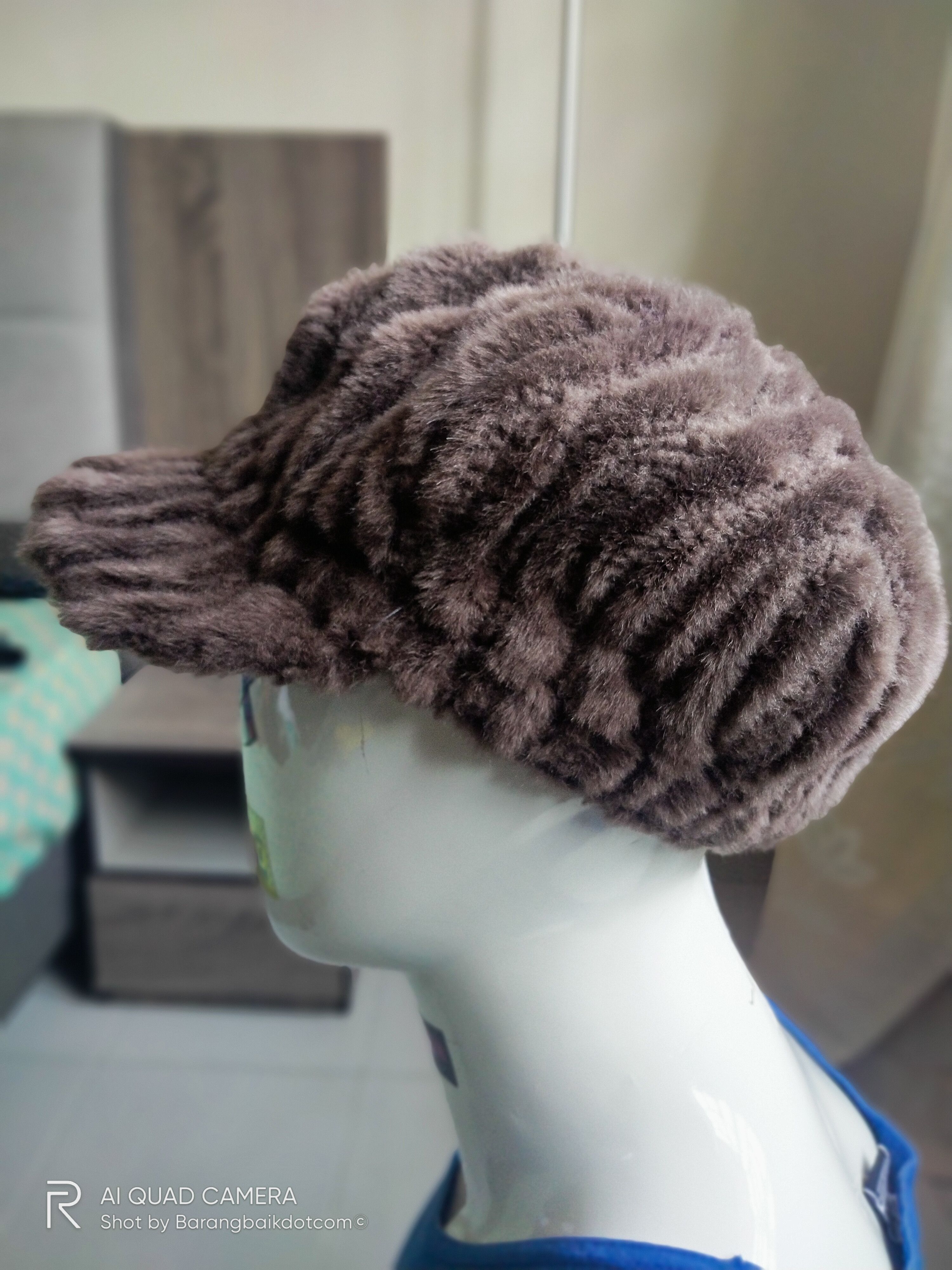Japanese Brand Rare🔥 Faux fur cap hats Size ONE SIZE - 2 Thumbnail