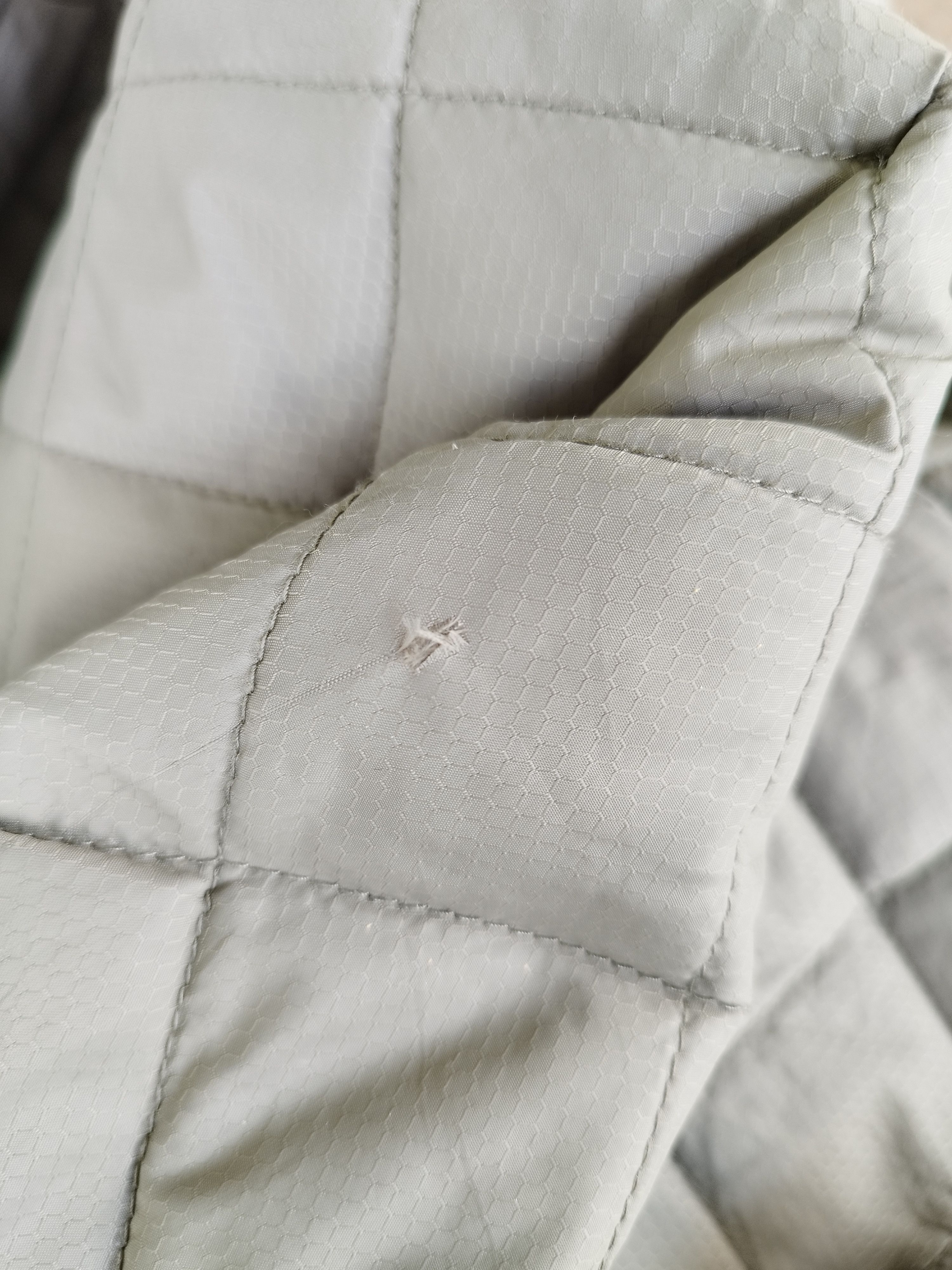 Helly Hansen Helly Hansen jacket zipper puffer Size US M / EU 48-50 / 2 - 8 Thumbnail
