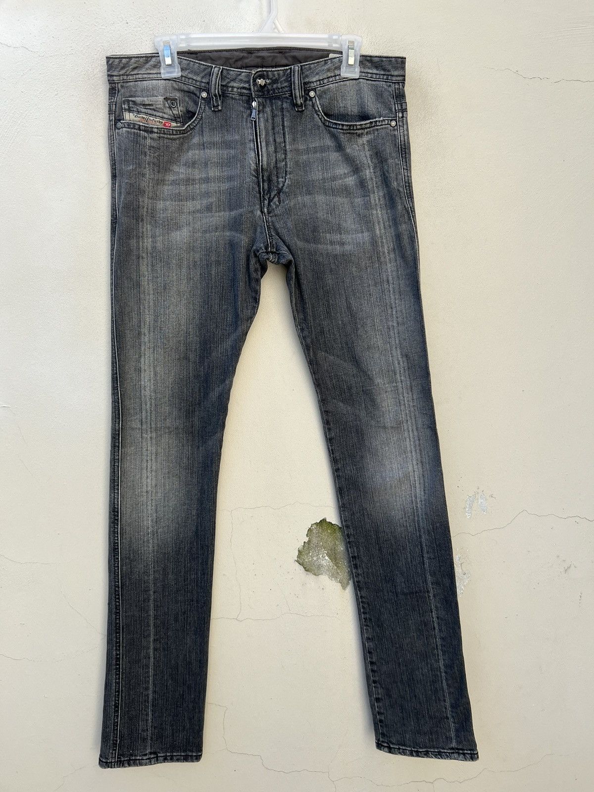 Diesel Vintage Diesel Italy Fade Black Denim THICAR Stretch Jeans Size US 30 / EU 46 - 6 Thumbnail