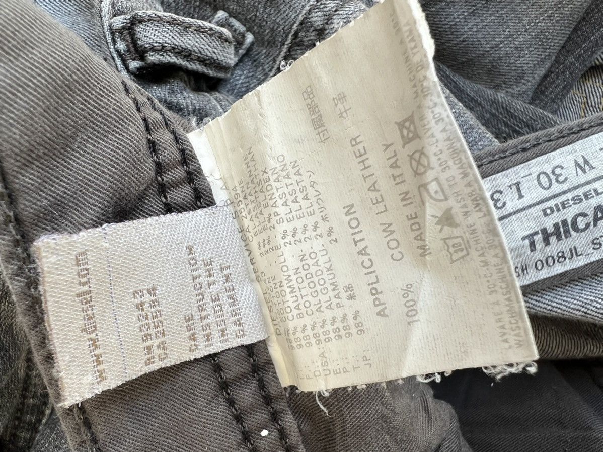 Diesel Vintage Diesel Italy Fade Black Denim THICAR Stretch Jeans Size US 30 / EU 46 - 19 Thumbnail