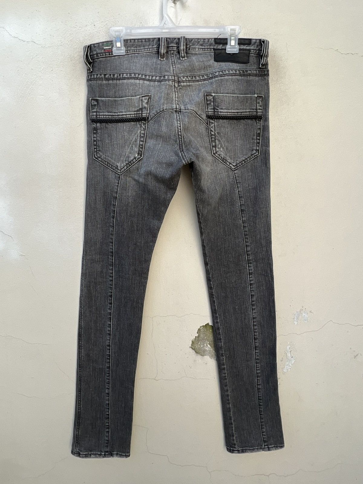 Diesel Vintage Diesel Italy Fade Black Denim THICAR Stretch Jeans Size US 30 / EU 46 - 13 Thumbnail