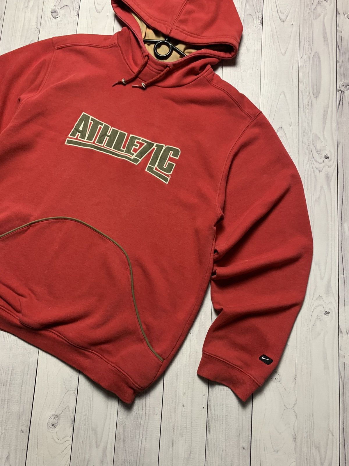 Vintage Vintage Nike Athletic hoodie big logo size m Size US M / EU 48-50 / 2 - 2 Thumbnail