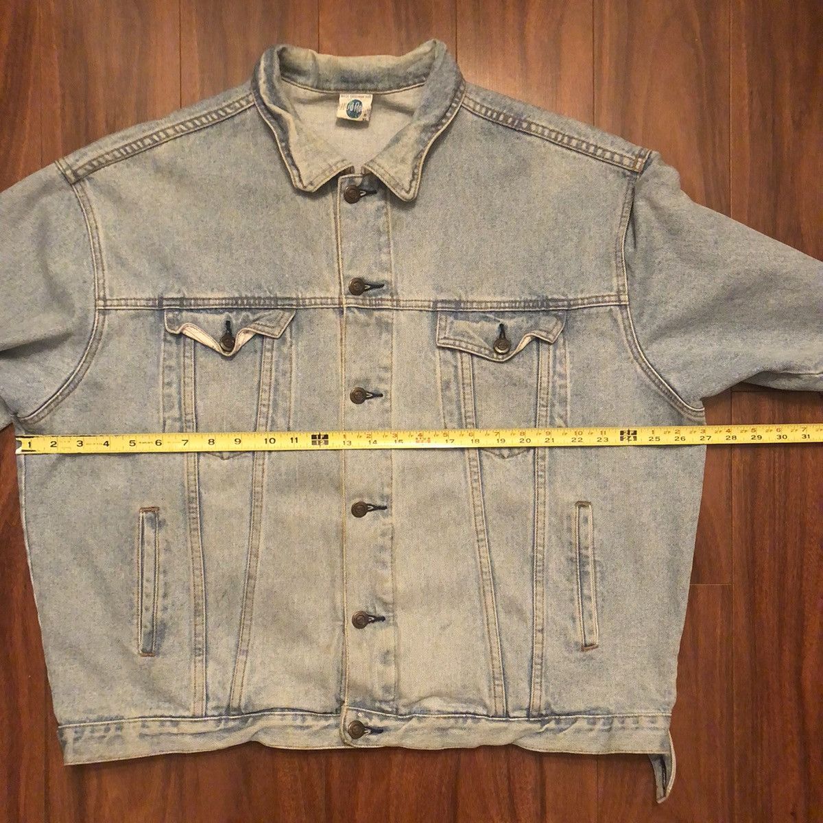 Hard Rock Cafe × Vintage Vintage 90s Hard Rock Cafe Shanghai embroidered jean Jacket Size US XL / EU 56 / 4 - 4 Thumbnail