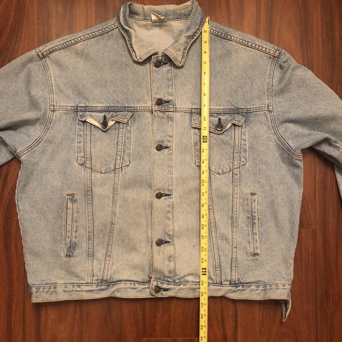 Hard Rock Cafe × Vintage Vintage 90s Hard Rock Cafe Shanghai embroidered jean Jacket Size US XL / EU 56 / 4 - 3 Thumbnail