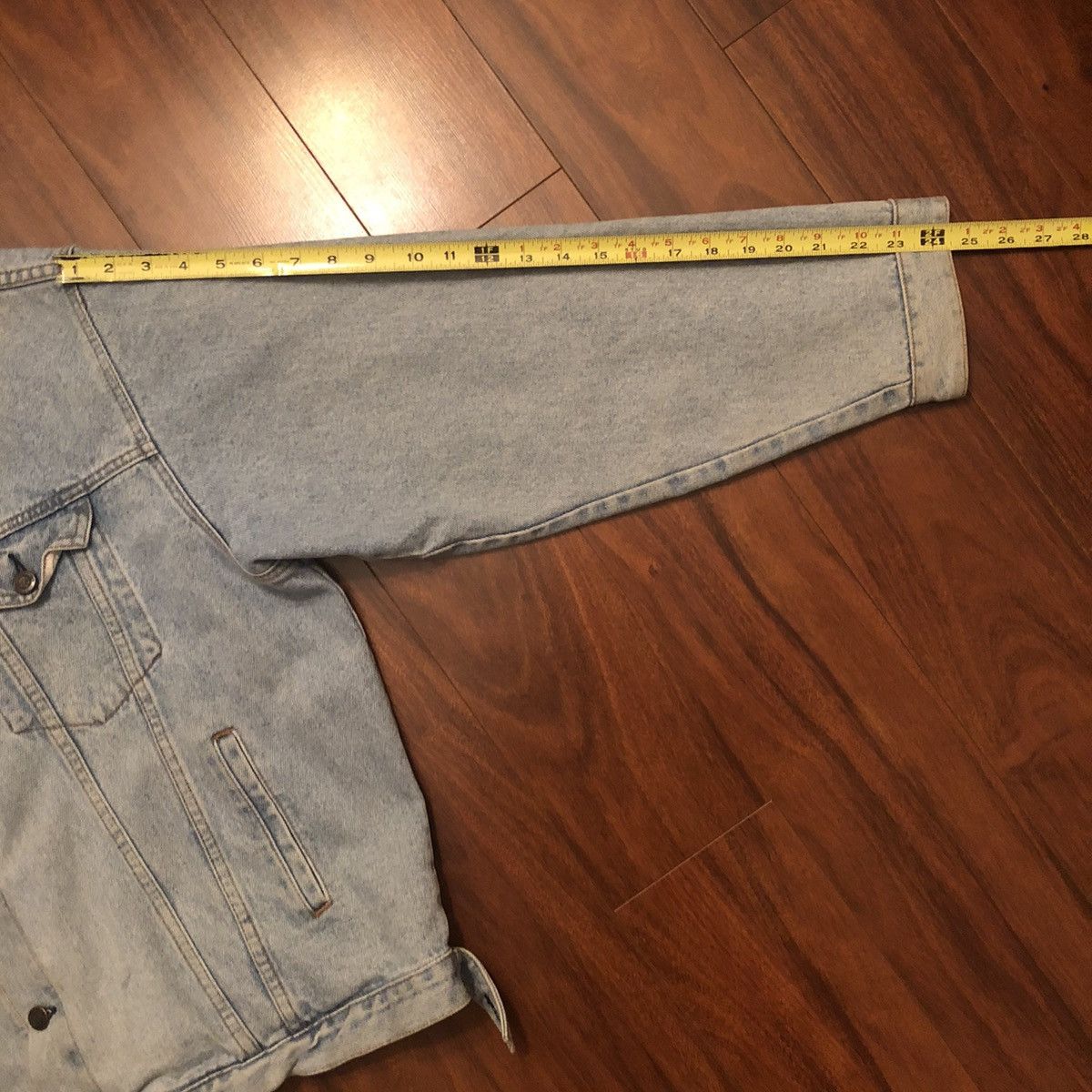 Hard Rock Cafe × Vintage Vintage 90s Hard Rock Cafe Shanghai embroidered jean Jacket Size US XL / EU 56 / 4 - 5 Thumbnail