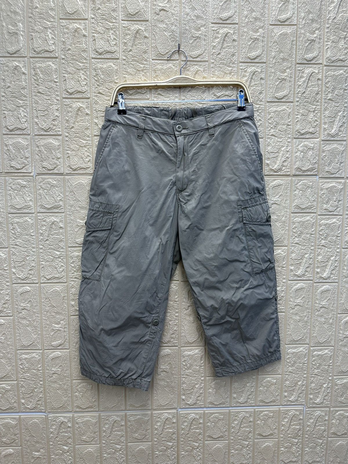 Uniqlo UNIQLO TACTICAL 3Q DRAWSTRING CARGO PANT(J602) | Grailed