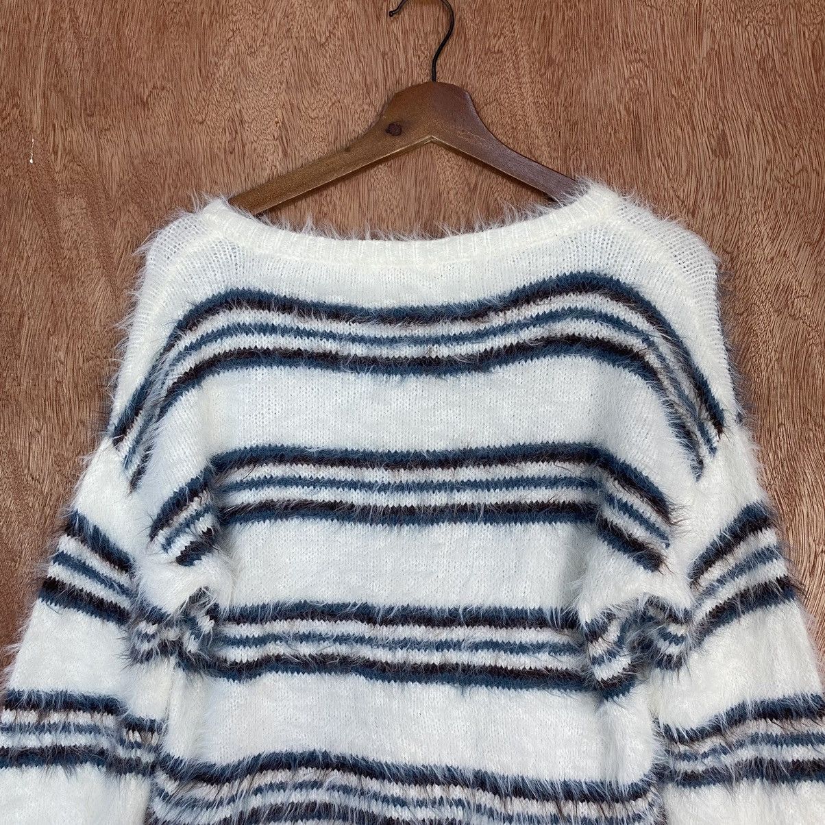Homespun Knitwear × Japanese Brand × Solid and Striped Arrow Kurt Cobain style Stripe White Mohair Knitwear Size US M / EU 48-50 / 2 - 12 Thumbnail