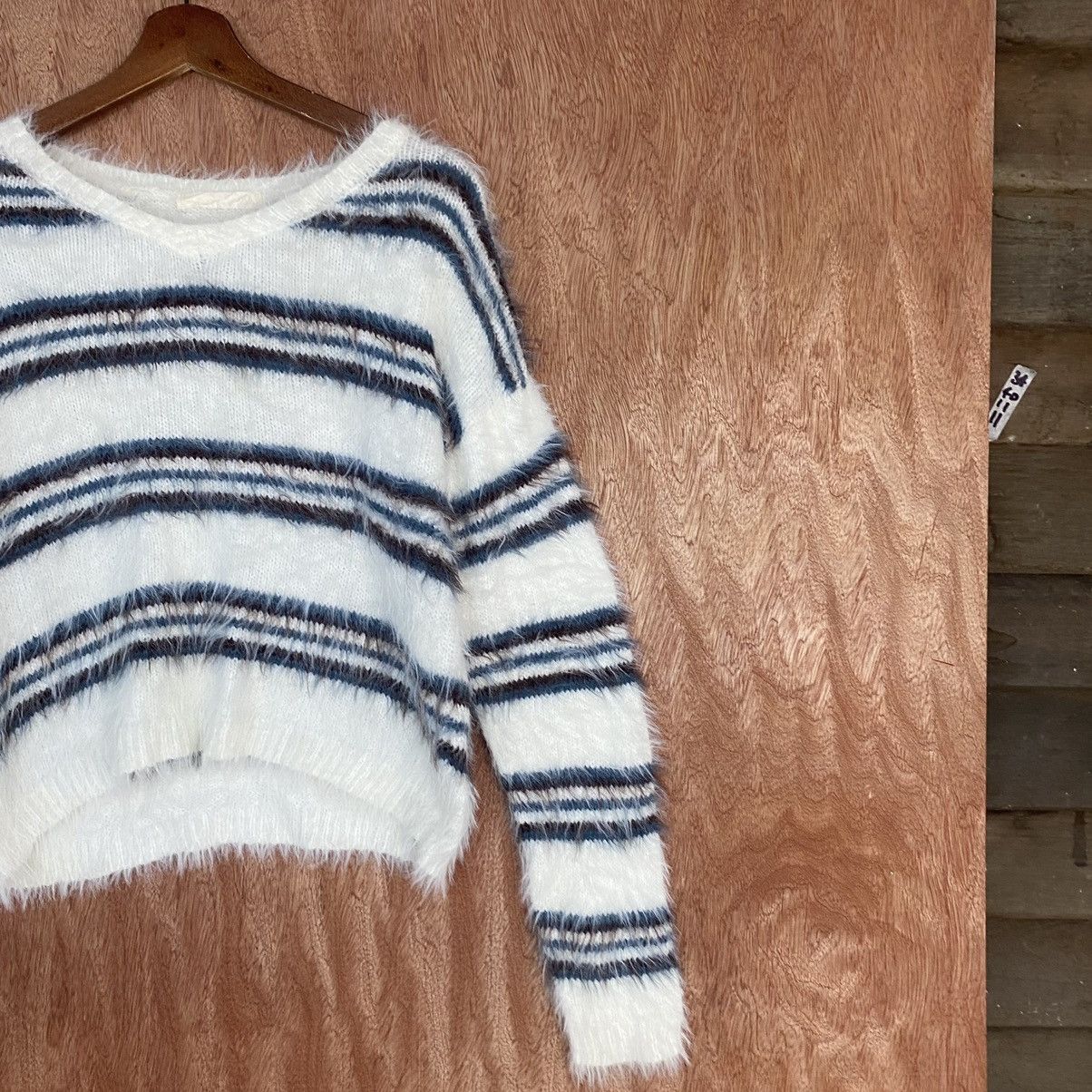 Homespun Knitwear × Japanese Brand × Solid and Striped Arrow Kurt Cobain style Stripe White Mohair Knitwear Size US M / EU 48-50 / 2 - 5 Thumbnail