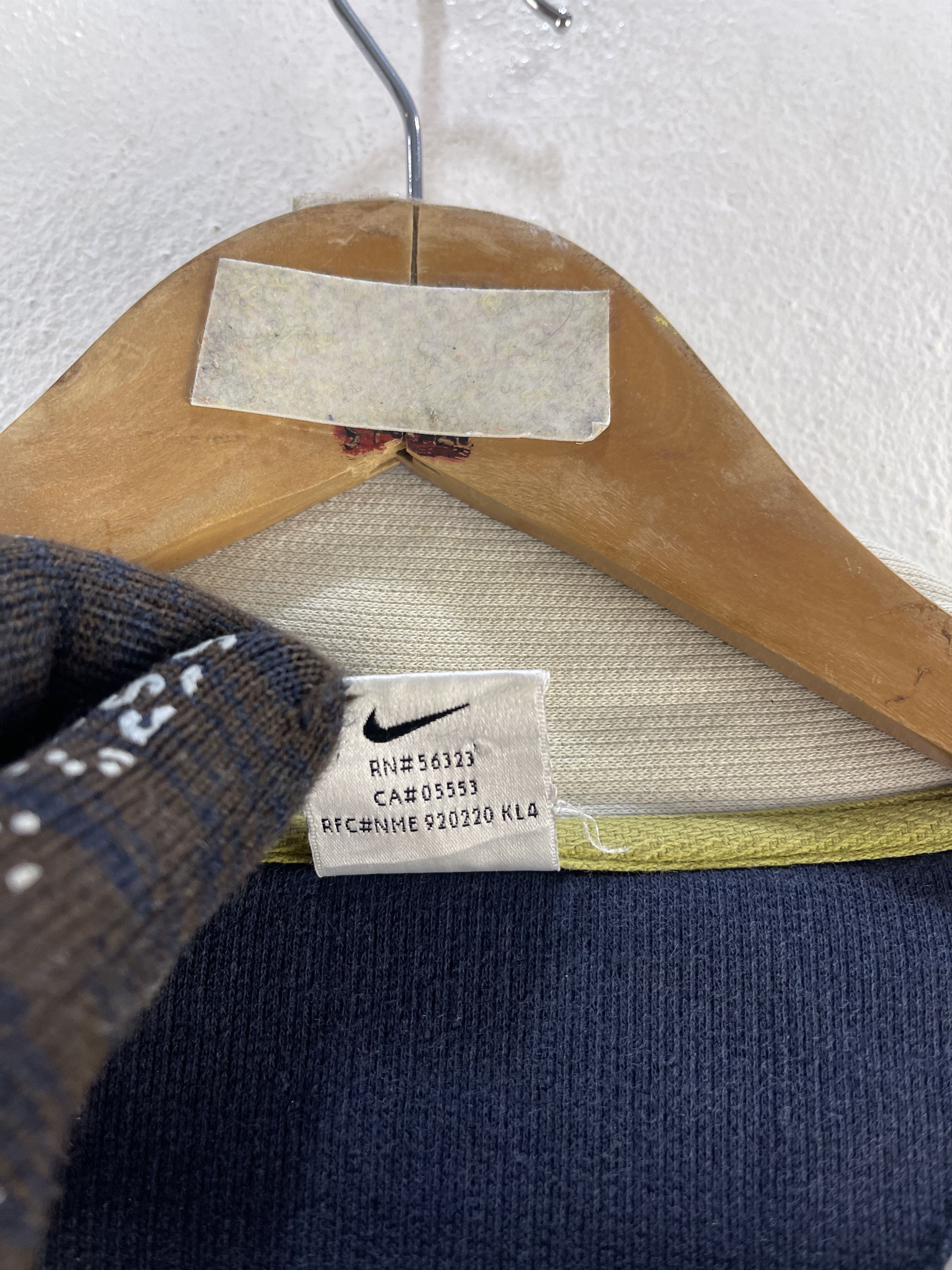 Nike Vintage Nike Jacket Size US L / EU 52-54 / 3 - 12 Thumbnail