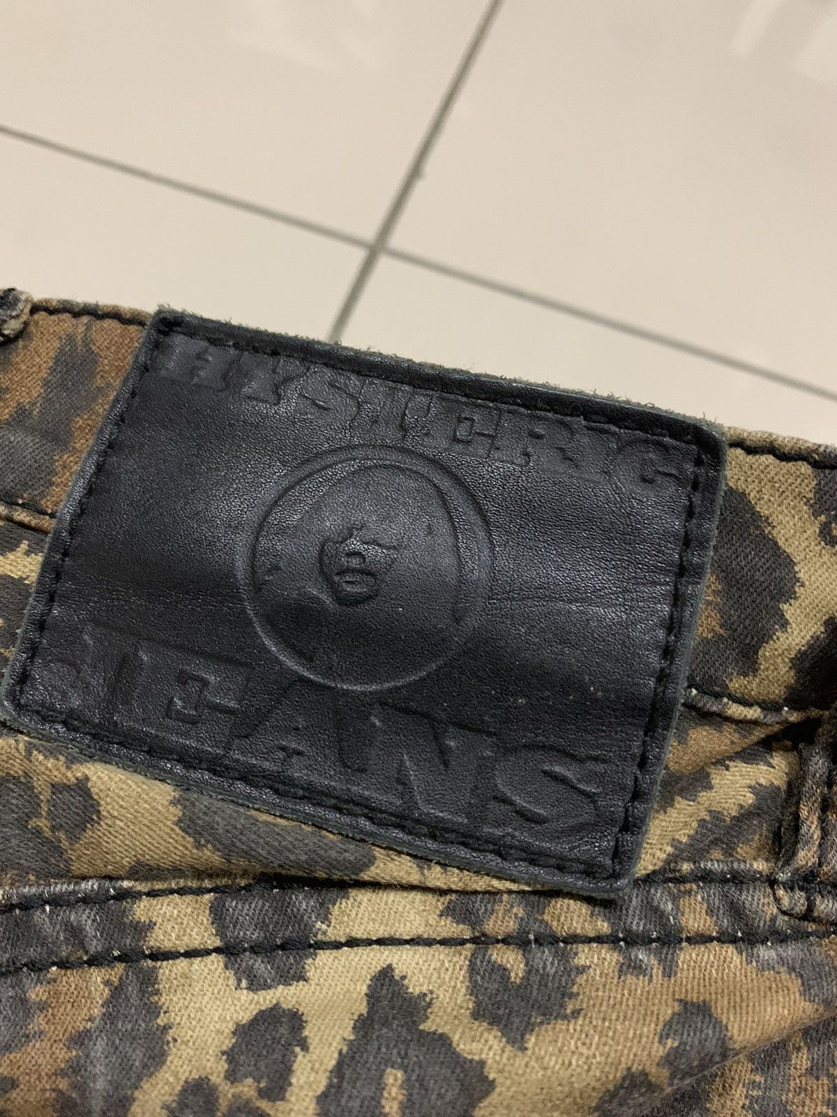 Designer × Hysteric Glamour × Japanese Brand HYSTERIC GLAMOUR CHEETAH MOTIVE DENIM PANTS Size 26" / US 2 / IT 38 - 7 Thumbnail