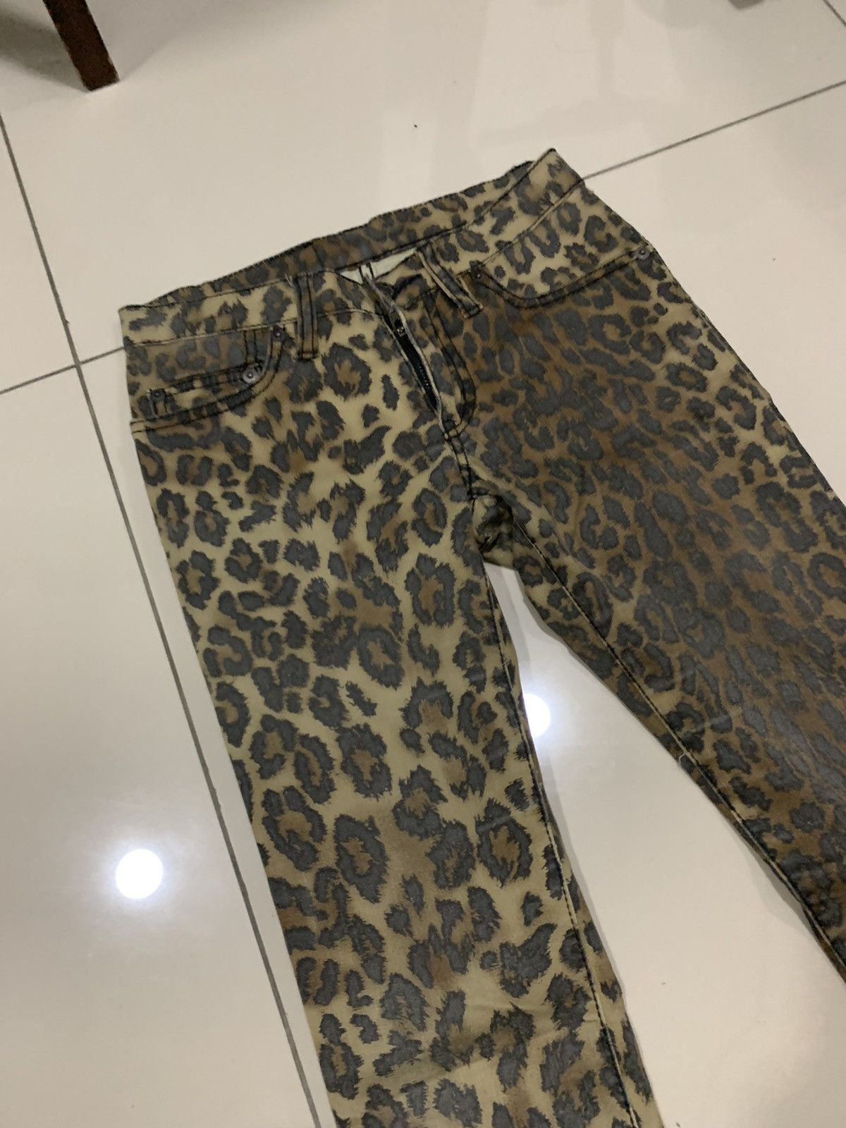 Designer × Hysteric Glamour × Japanese Brand HYSTERIC GLAMOUR CHEETAH MOTIVE DENIM PANTS Size 26" / US 2 / IT 38 - 16 Thumbnail