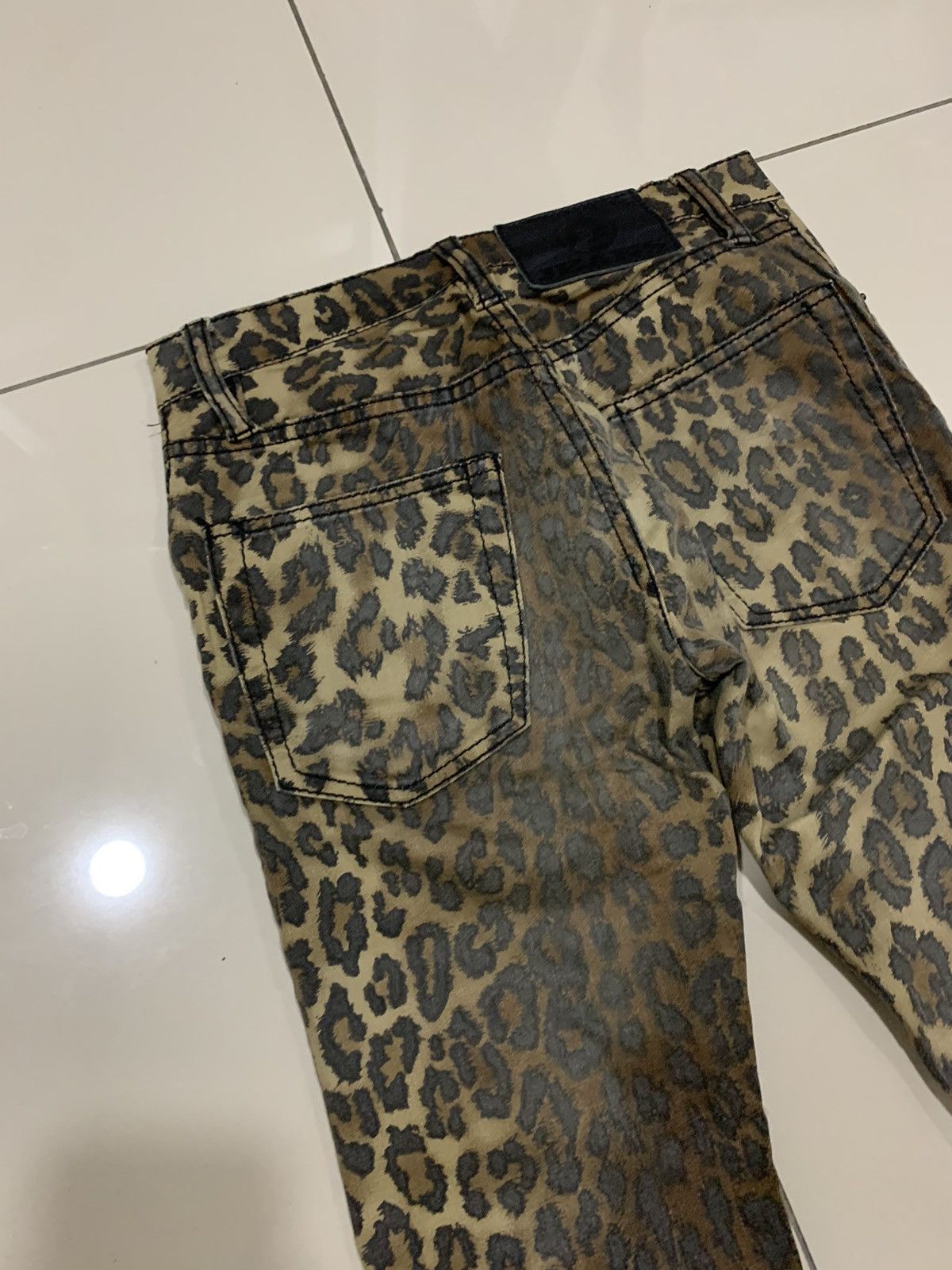Designer × Hysteric Glamour × Japanese Brand HYSTERIC GLAMOUR CHEETAH MOTIVE DENIM PANTS Size 26" / US 2 / IT 38 - 8 Thumbnail