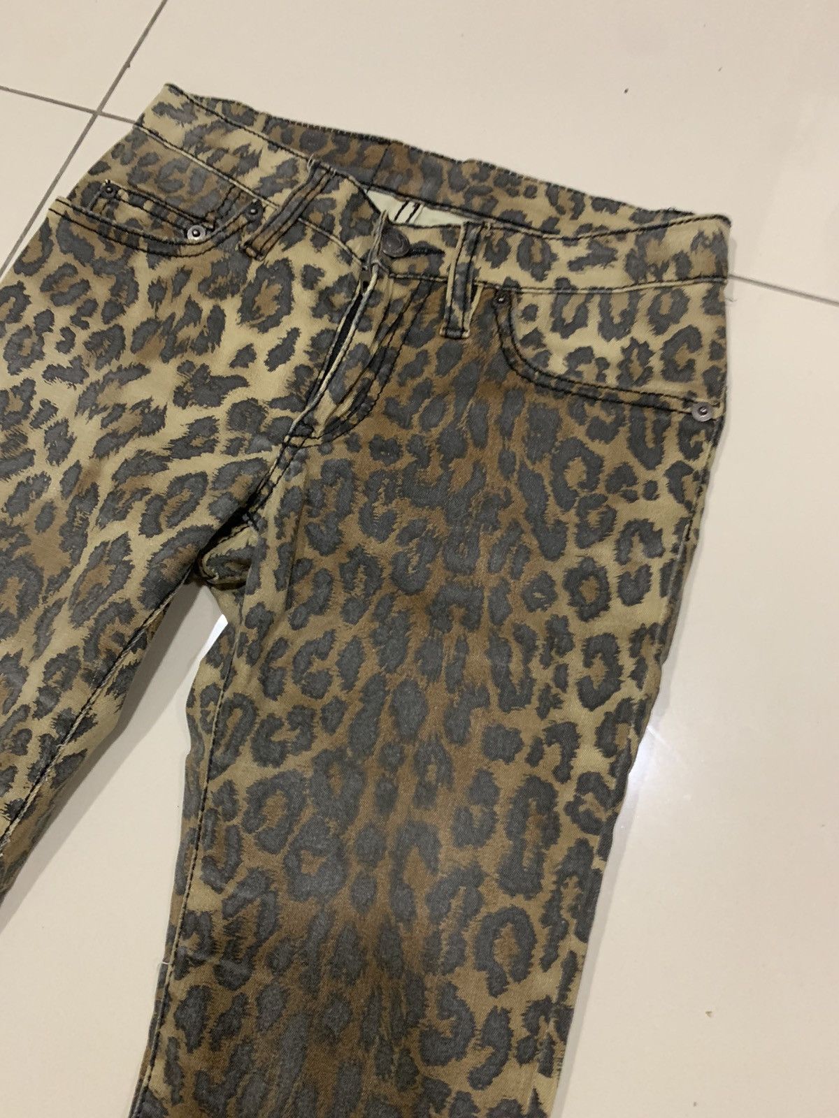 Designer × Hysteric Glamour × Japanese Brand HYSTERIC GLAMOUR CHEETAH MOTIVE DENIM PANTS Size 26" / US 2 / IT 38 - 15 Thumbnail