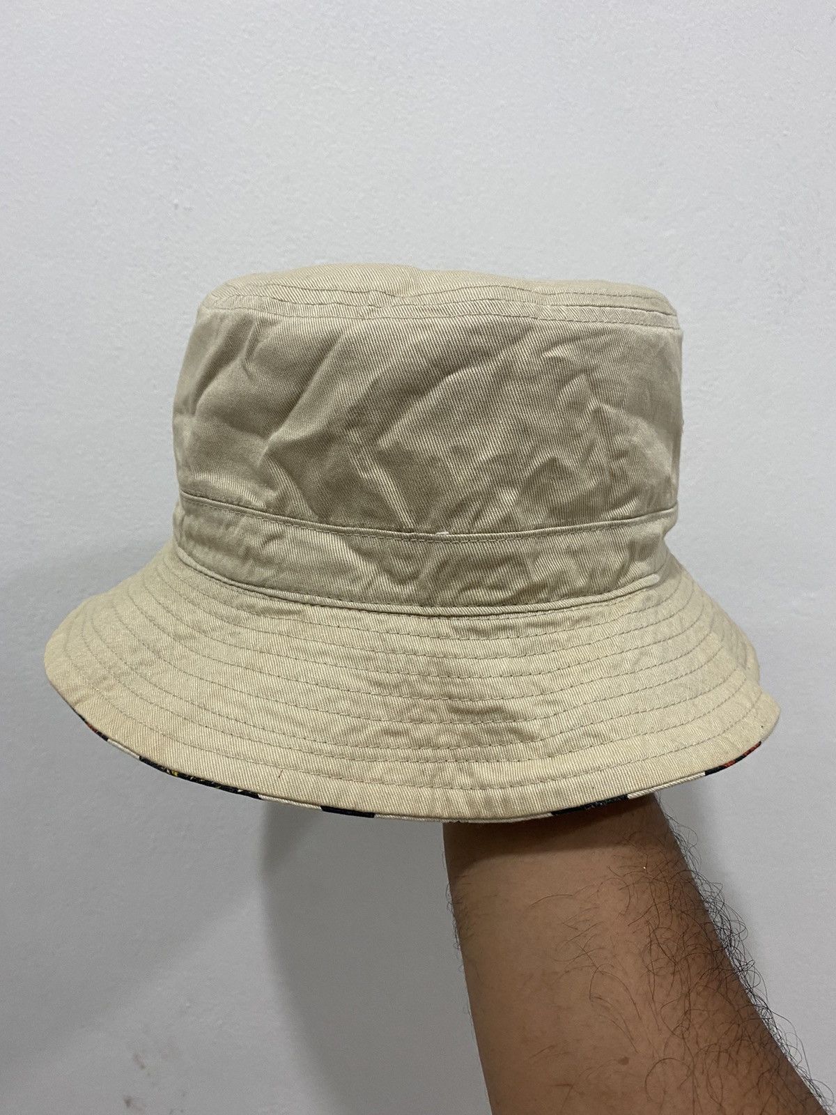 Japanese Brand Butterfly Overprinted Reversible Bucket Hat Size ONE SIZE - 5 Thumbnail