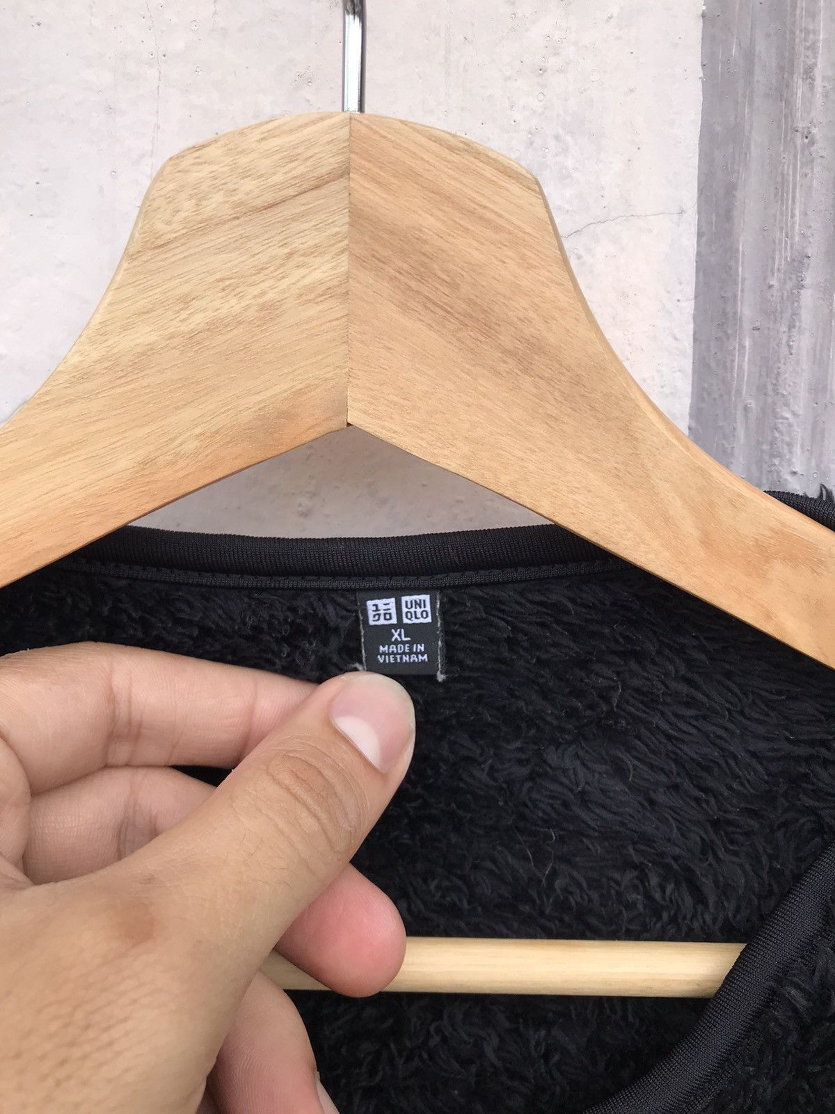Japanese Brand 🔥Rare🔥 Uniqlo Furry Zipper Pocket Sweater Size US XL / EU 56 / 4 - 5 Thumbnail