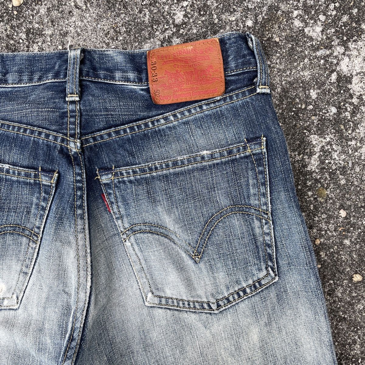 Levi's Vintage Levis Lot 502 Denim Jeans Size US 29 - 8 Thumbnail