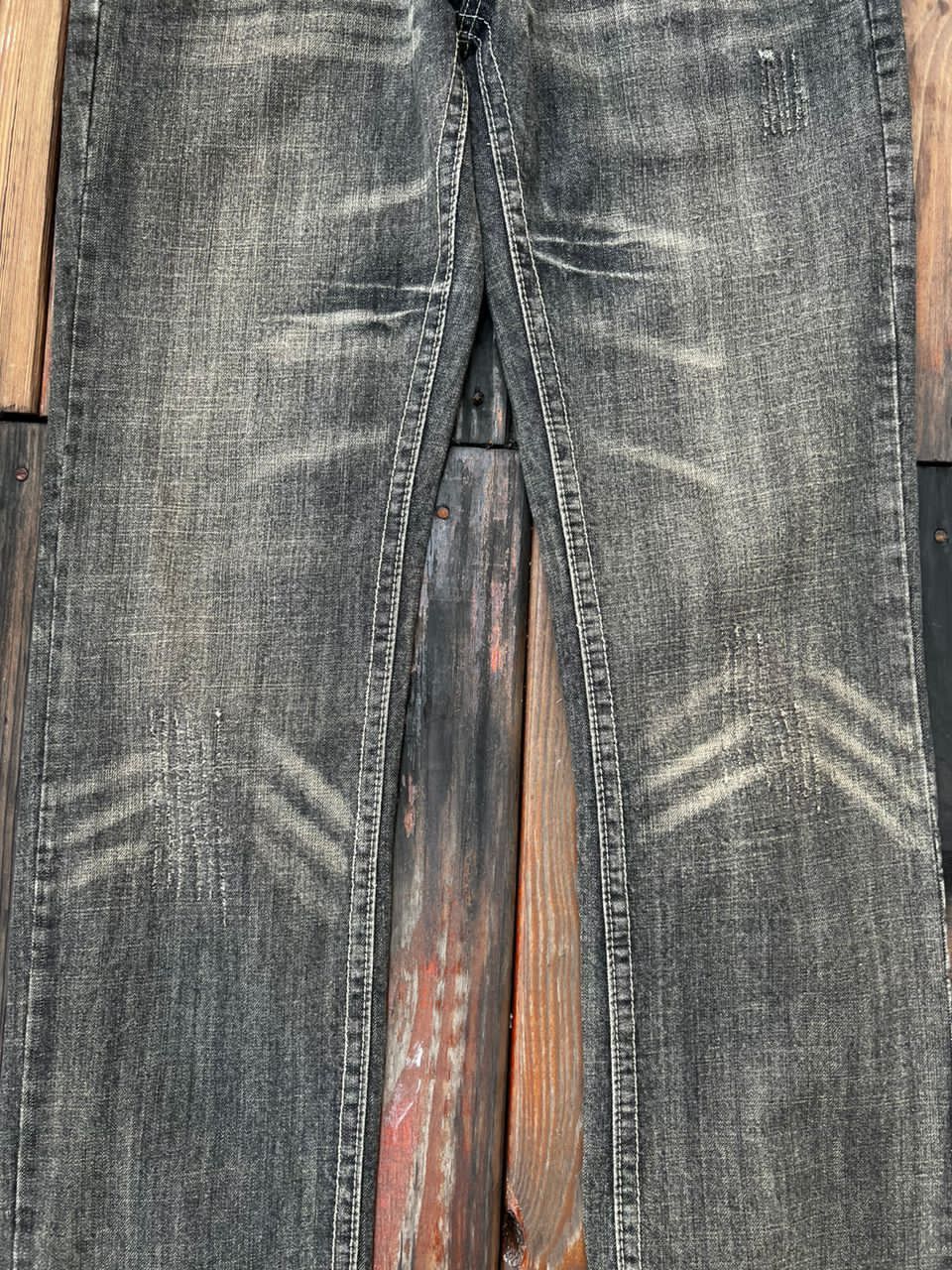 Robins Jeans Japanese Brand Robins Jeans Nice Design Size 31 Size US 31 - 12 Thumbnail