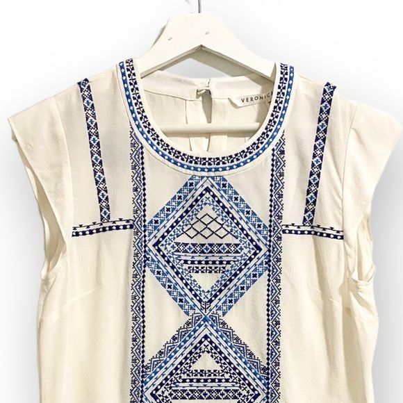 Veronica Beard NWT Veronica Beard White Silk Embroidered Baja Flutter Top Size XS / US 0-2 / IT 36-38 - 3 Thumbnail