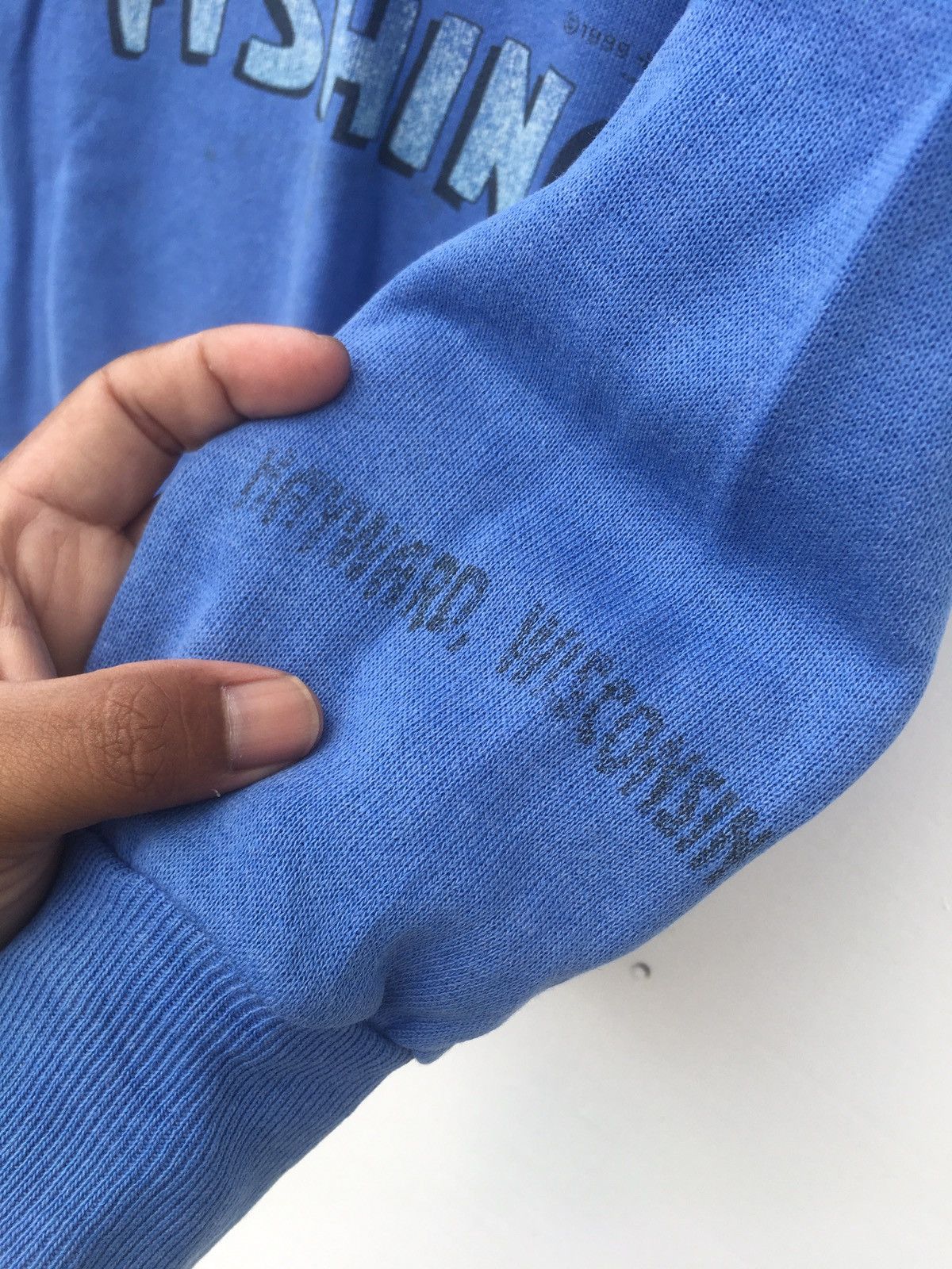 Hanes Vintag I’d Rather Be Fishing Hayward Wisconsin 1989 Sweater Size US M / EU 48-50 / 2 - 9 Thumbnail