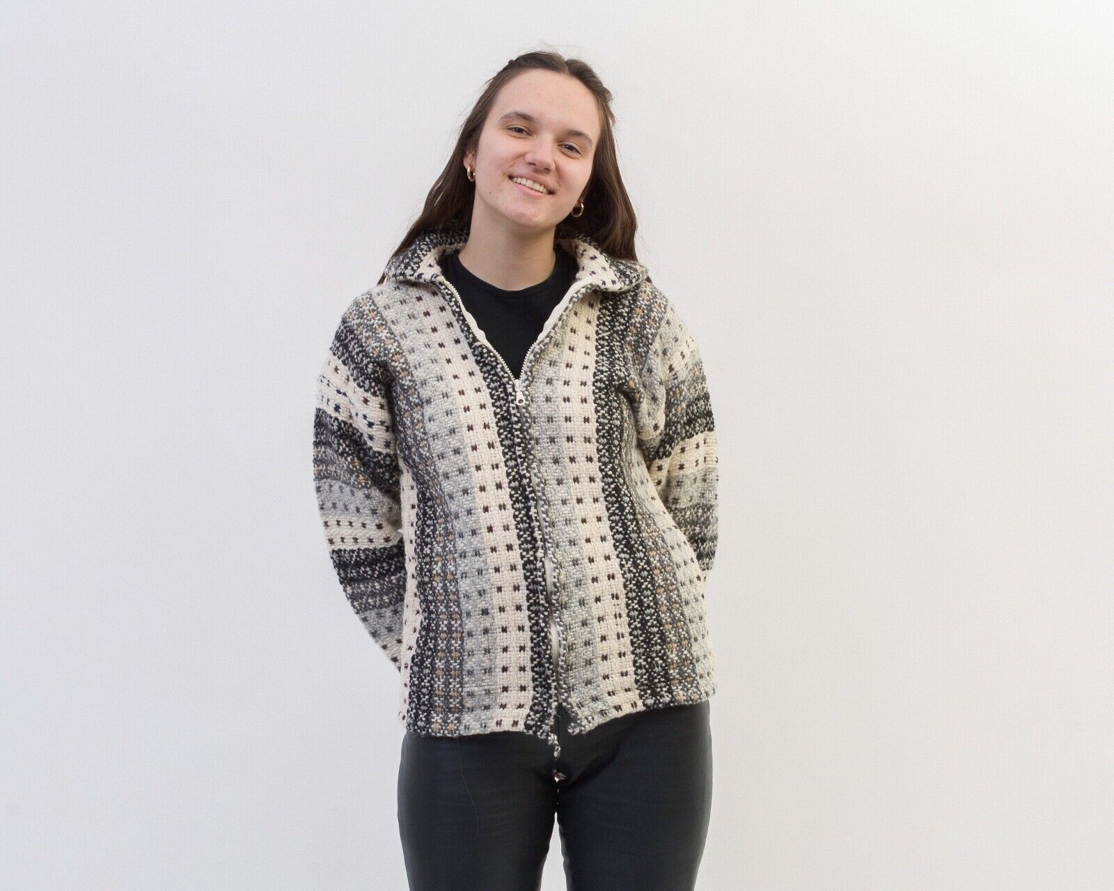Vintage Women Cardigan Sweater Jacket Knitted Zip Up Boho Cropped Size M / US 6-8 / IT 42-44 - 1 Thumbnail