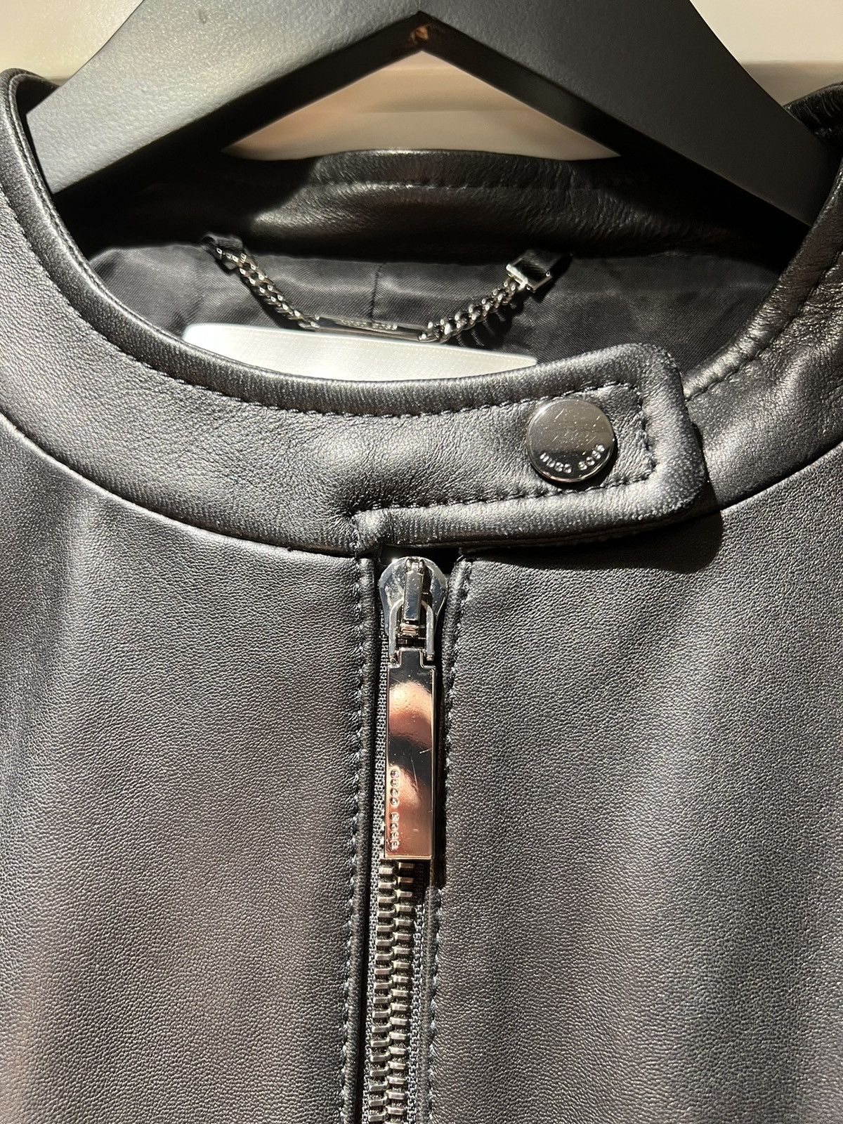 Hugo Boss Hugo Boss Leather Jacket, Bomber Size M / US 6-8 / IT 42-44 - 2 Thumbnail
