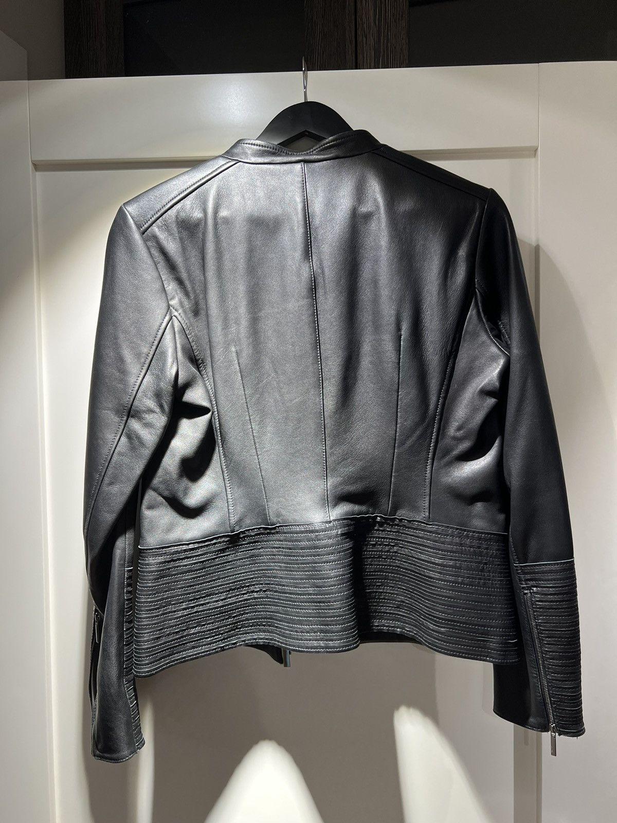 Hugo Boss Hugo Boss Leather Jacket, Bomber Size M / US 6-8 / IT 42-44 - 8 Thumbnail