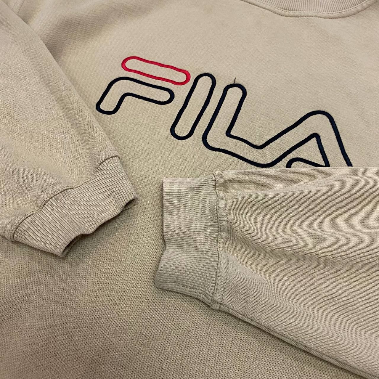 Fila × Japanese Brand × Vintage 90s FILA Vintage Embroidered Logo Crewneck Sweatshirt Size US L / EU 52-54 / 3 - 4 Thumbnail