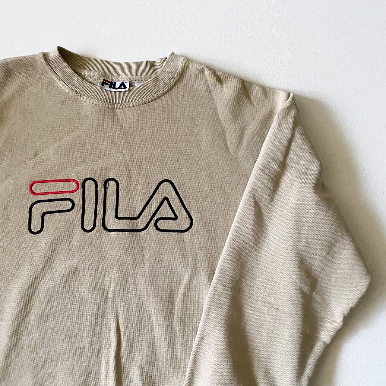 Fila × Japanese Brand × Vintage 90s FILA Vintage Embroidered Logo Crewneck Sweatshirt Size US L / EU 52-54 / 3 - 5 Thumbnail