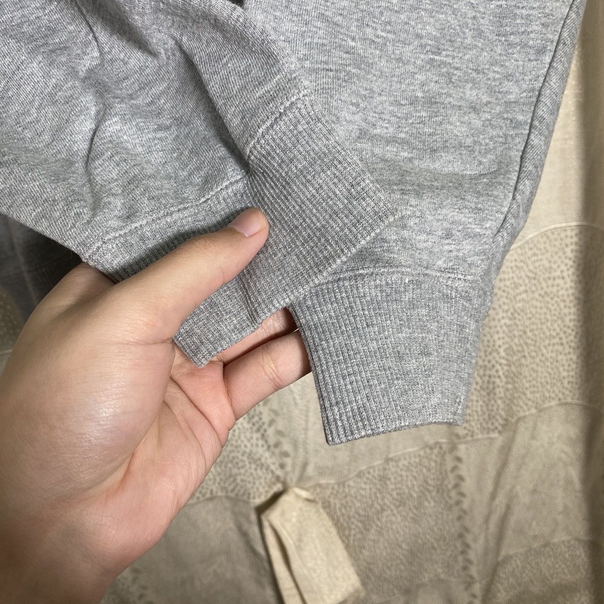 Burberry × Vintage Vintage Burberry Embroidered Crest Sweatshirt Size US XL / EU 56 / 4 - 5 Thumbnail
