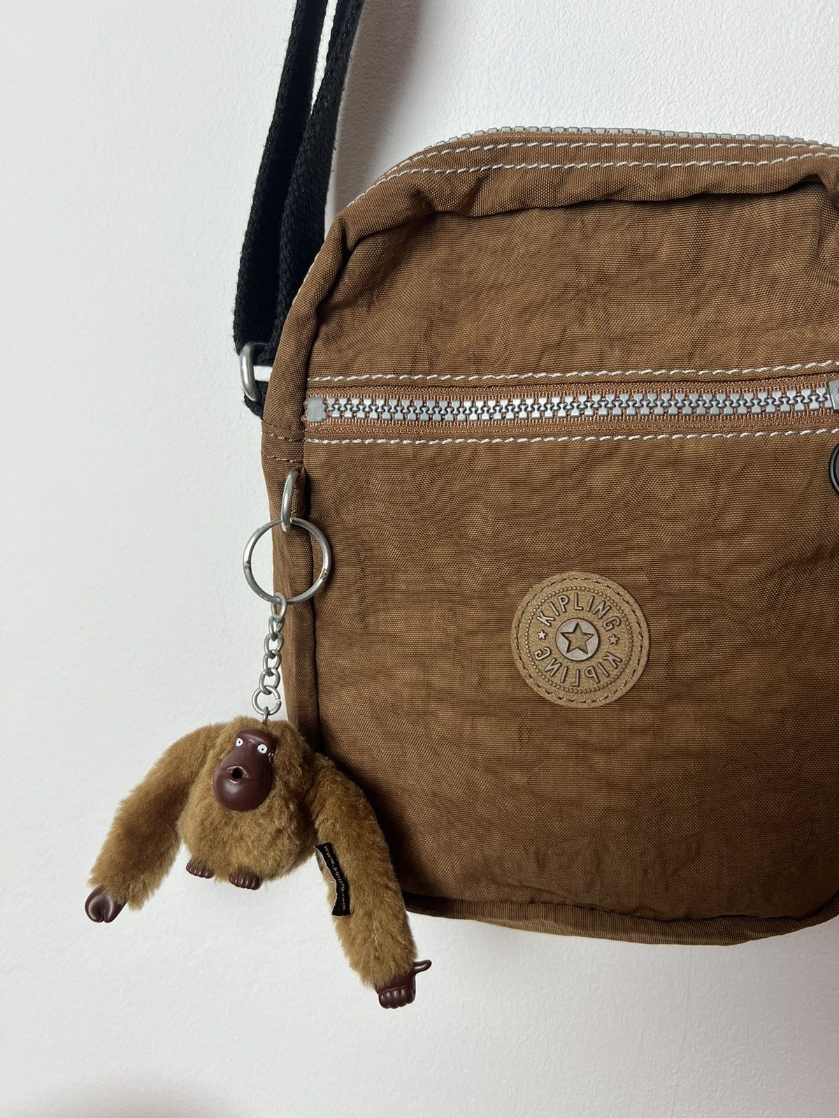 Japanese Brand Rare Kipling Y2K Bag Messenger Brown Size ONE SIZE - 3 Thumbnail