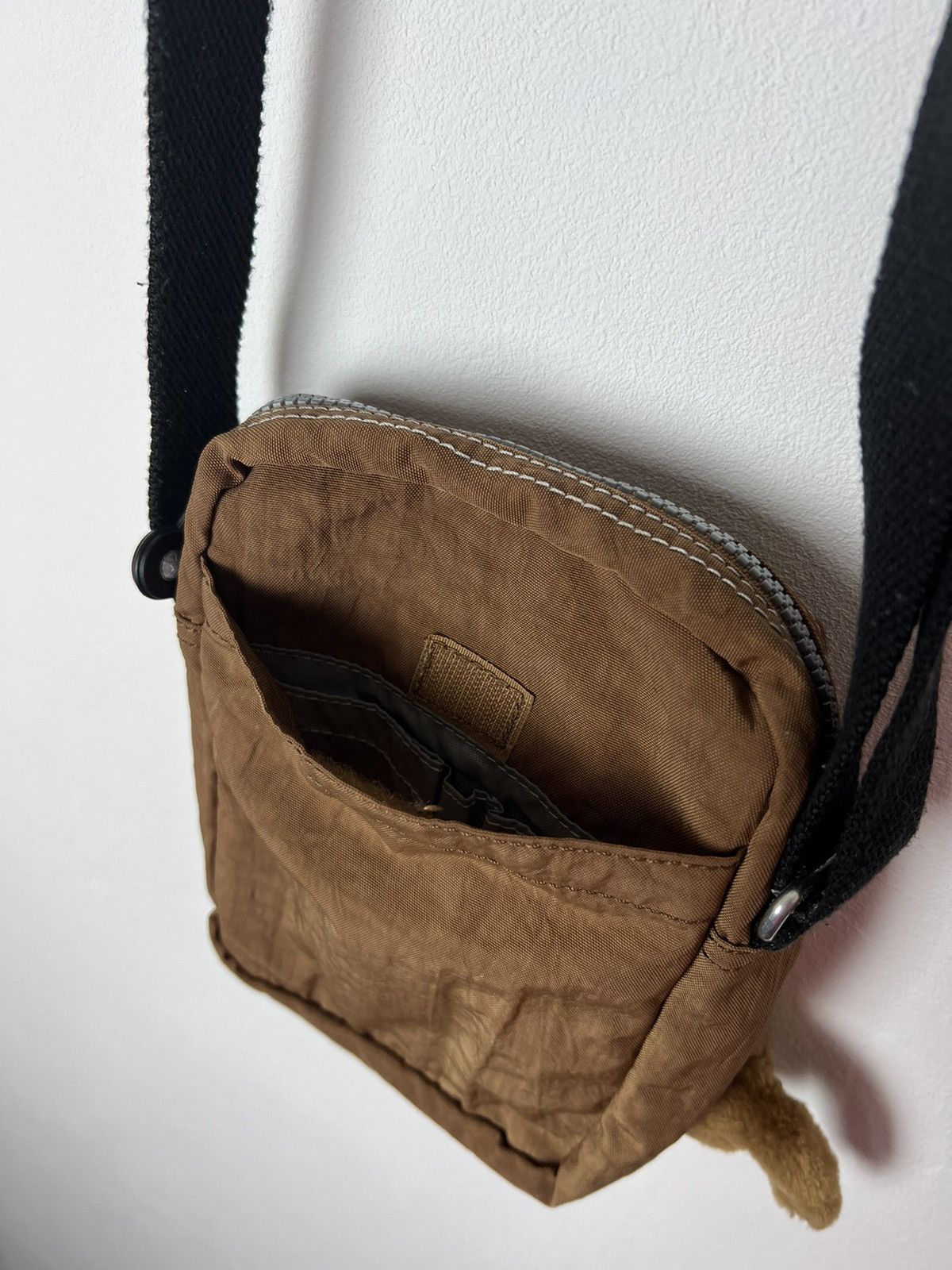 Japanese Brand Rare Kipling Y2K Bag Messenger Brown Size ONE SIZE - 11 Thumbnail
