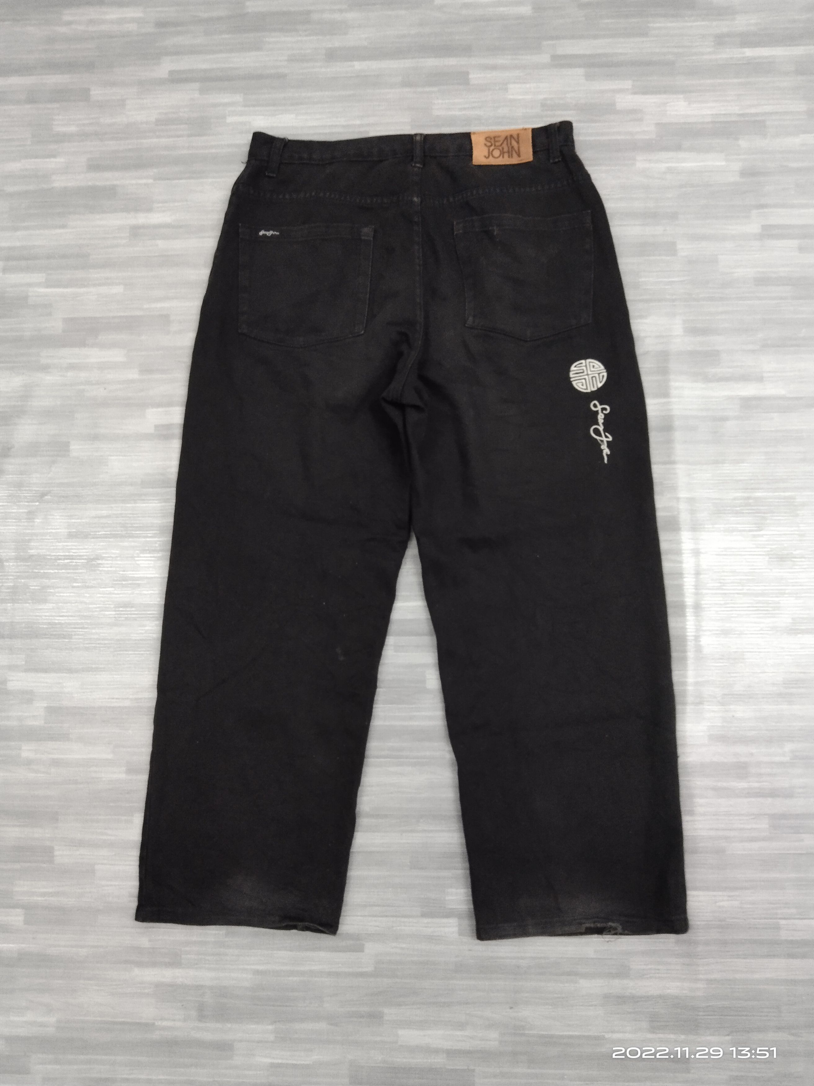 Sean John BAGGY🔥DiSTRESSED SEAN JOHN EMBROIDED DENIM PANTS Size US 33 - 3 Thumbnail