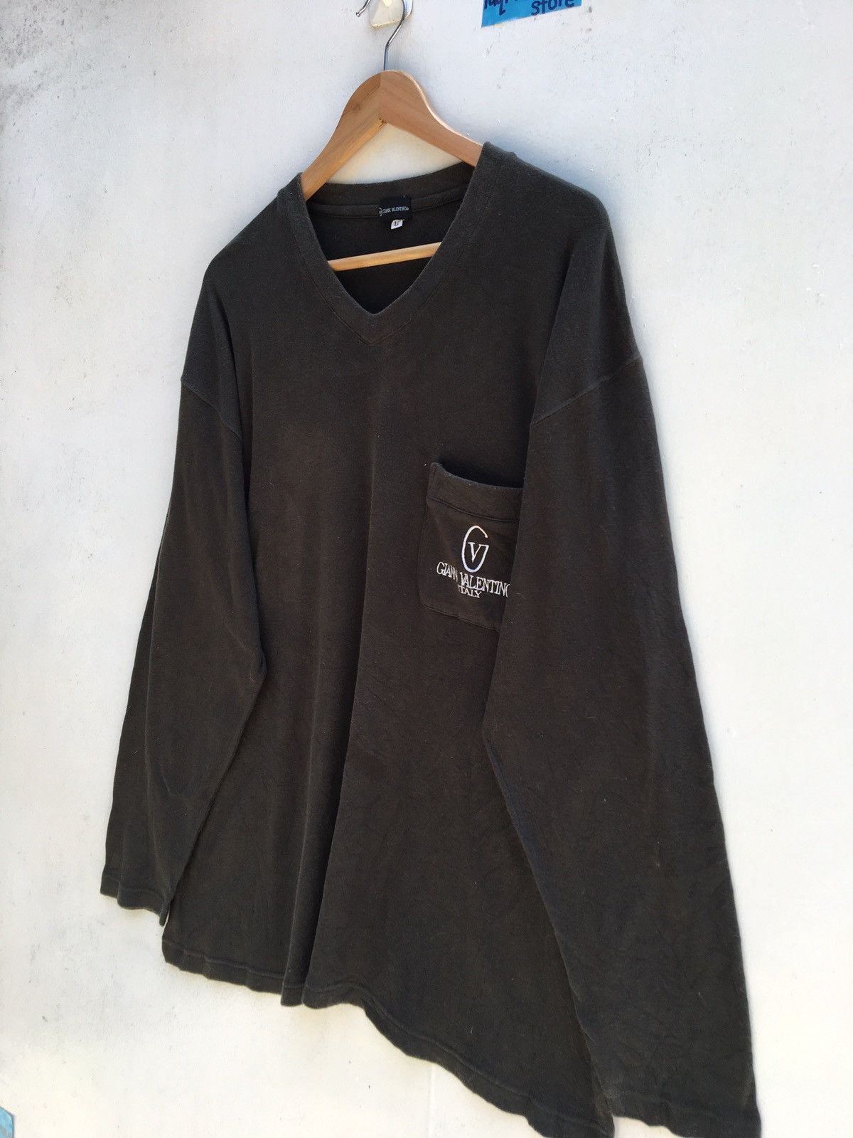 Gianni Valentino Vintage Gianni Valentino Polo Long sleeve Embroidered size L Size US XL / EU 56 / 4 - 3 Thumbnail
