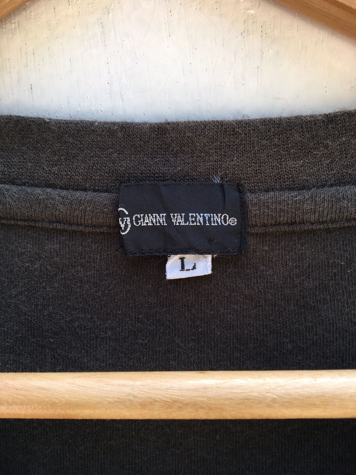Gianni Valentino Vintage Gianni Valentino Polo Long sleeve Embroidered size L Size US XL / EU 56 / 4 - 6 Thumbnail