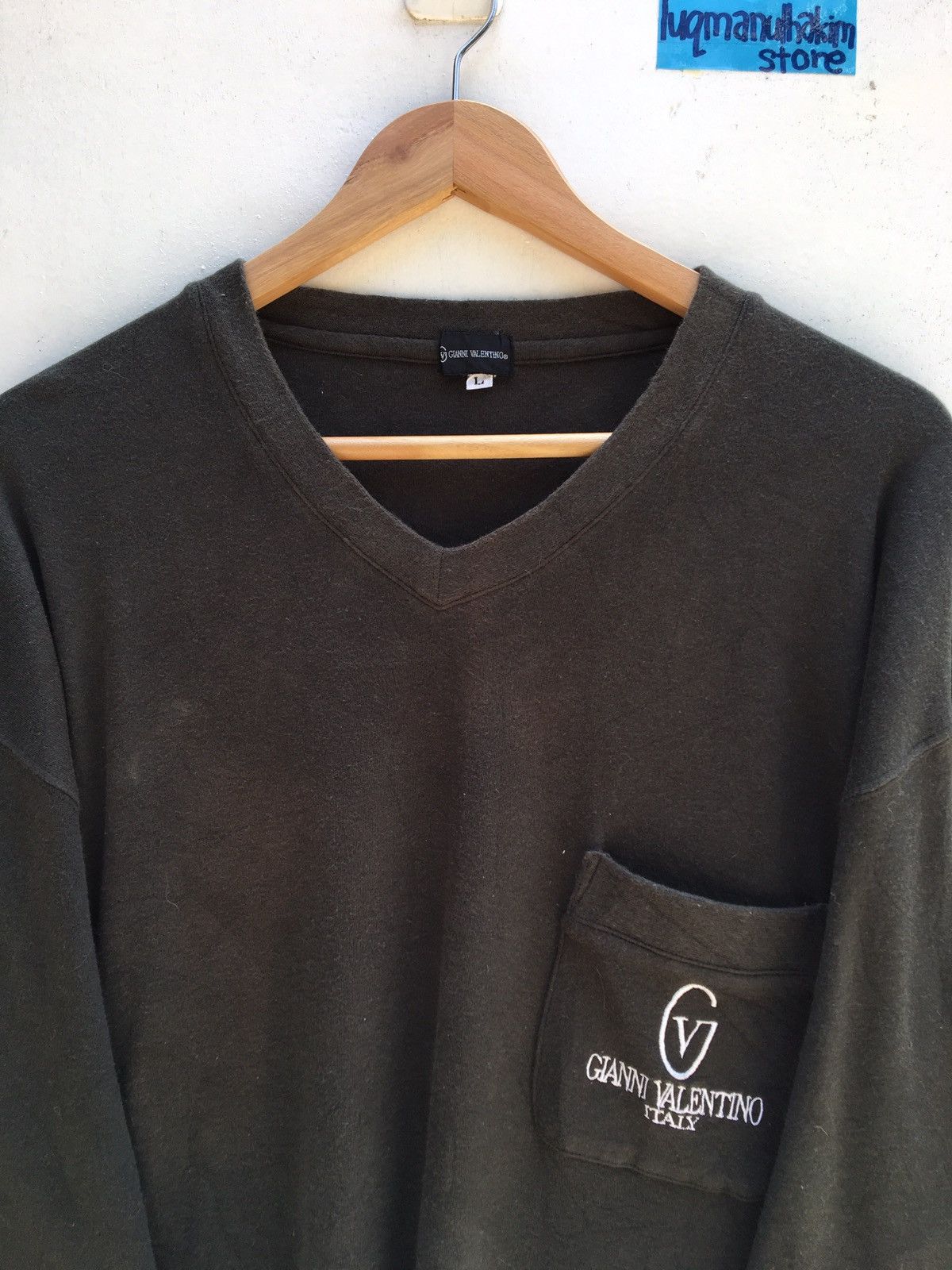 Gianni Valentino Vintage Gianni Valentino Polo Long sleeve Embroidered size L Size US XL / EU 56 / 4 - 7 Thumbnail