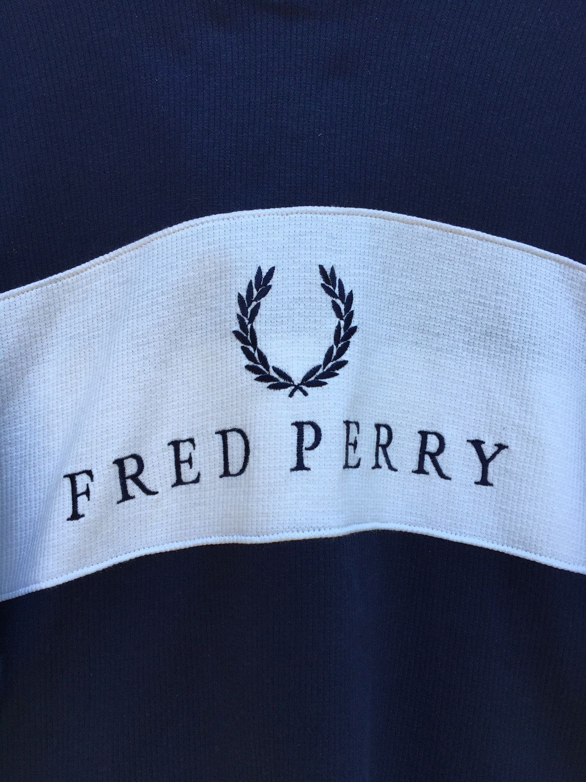 Fred Perry Shortsleeved Fred Perry Hoodie with Big Logo Size US M / EU 48-50 / 2 - 10 Thumbnail