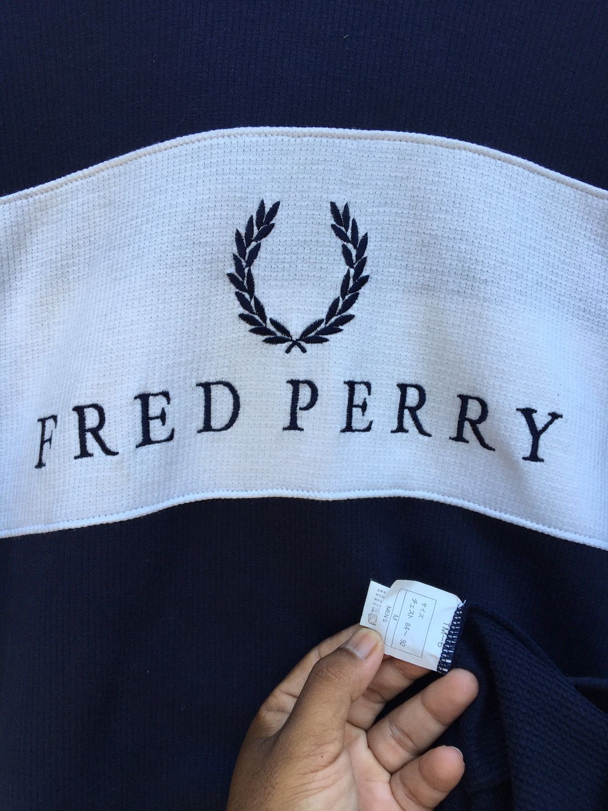 Fred Perry Shortsleeved Fred Perry Hoodie with Big Logo Size US M / EU 48-50 / 2 - 11 Thumbnail