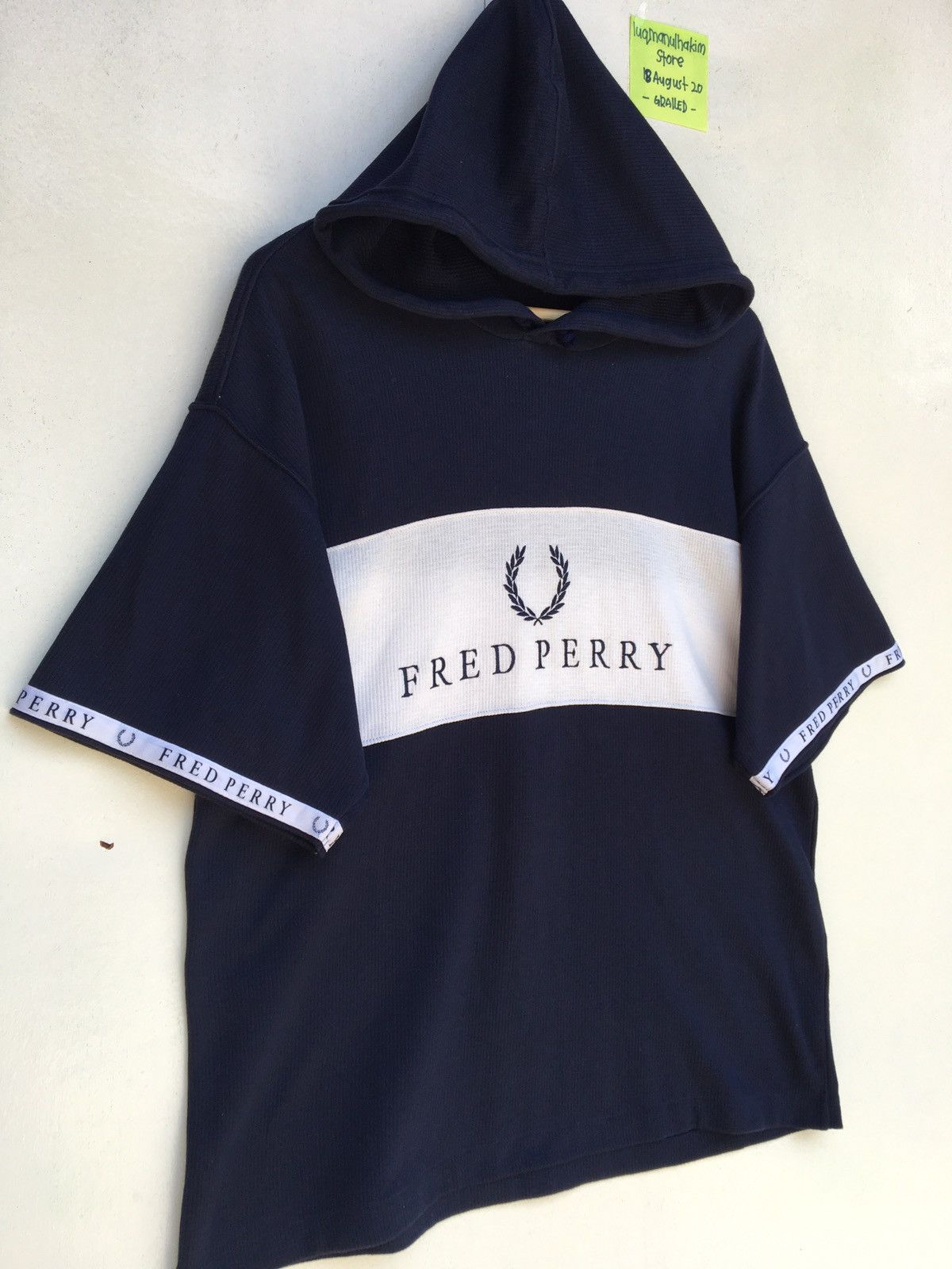 Fred Perry Shortsleeved Fred Perry Hoodie with Big Logo Size US M / EU 48-50 / 2 - 2 Thumbnail