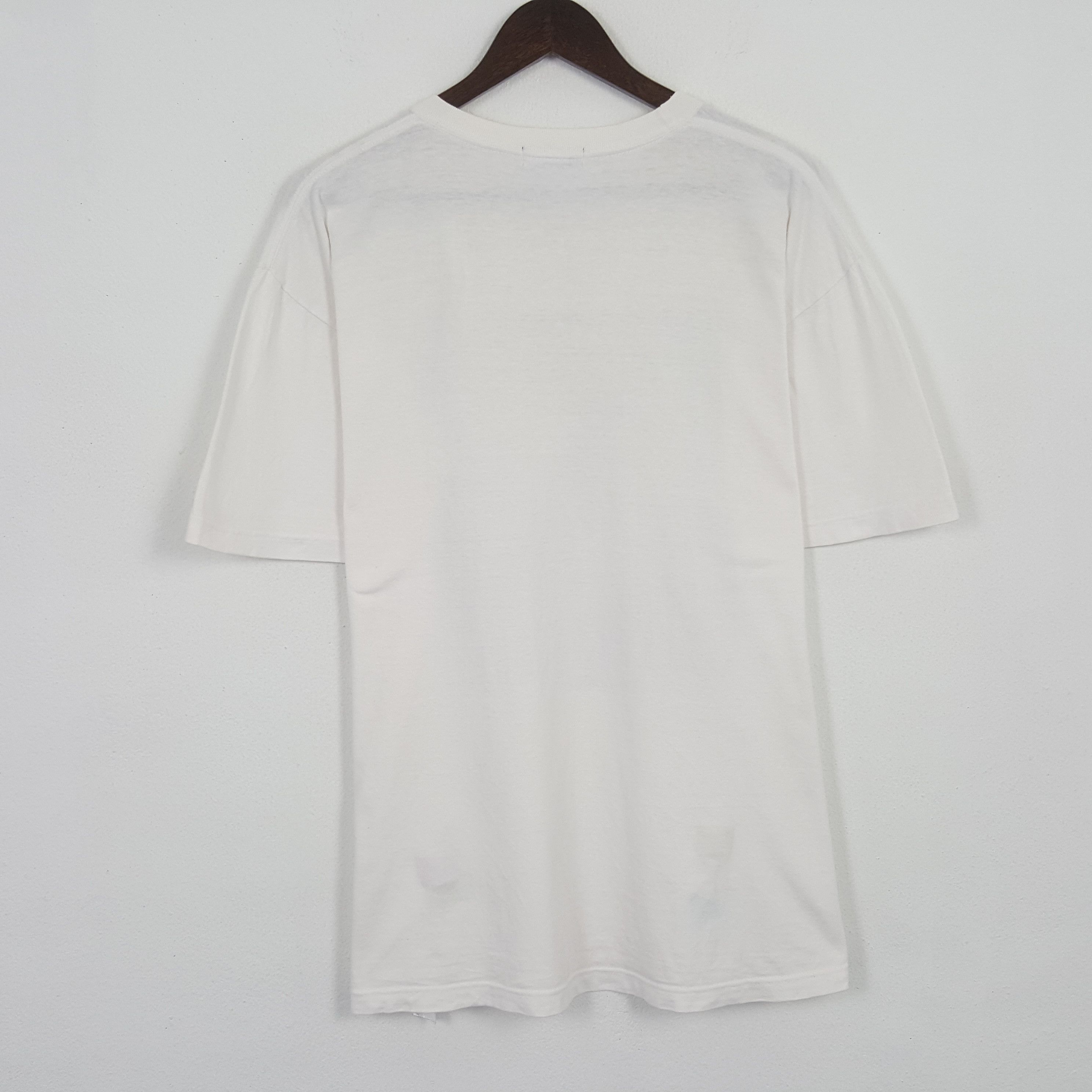 Anime × Japanese Brand × Vintage Vintage Gundam World Japan Tshirt Size US XL / EU 56 / 4 - 3 Thumbnail