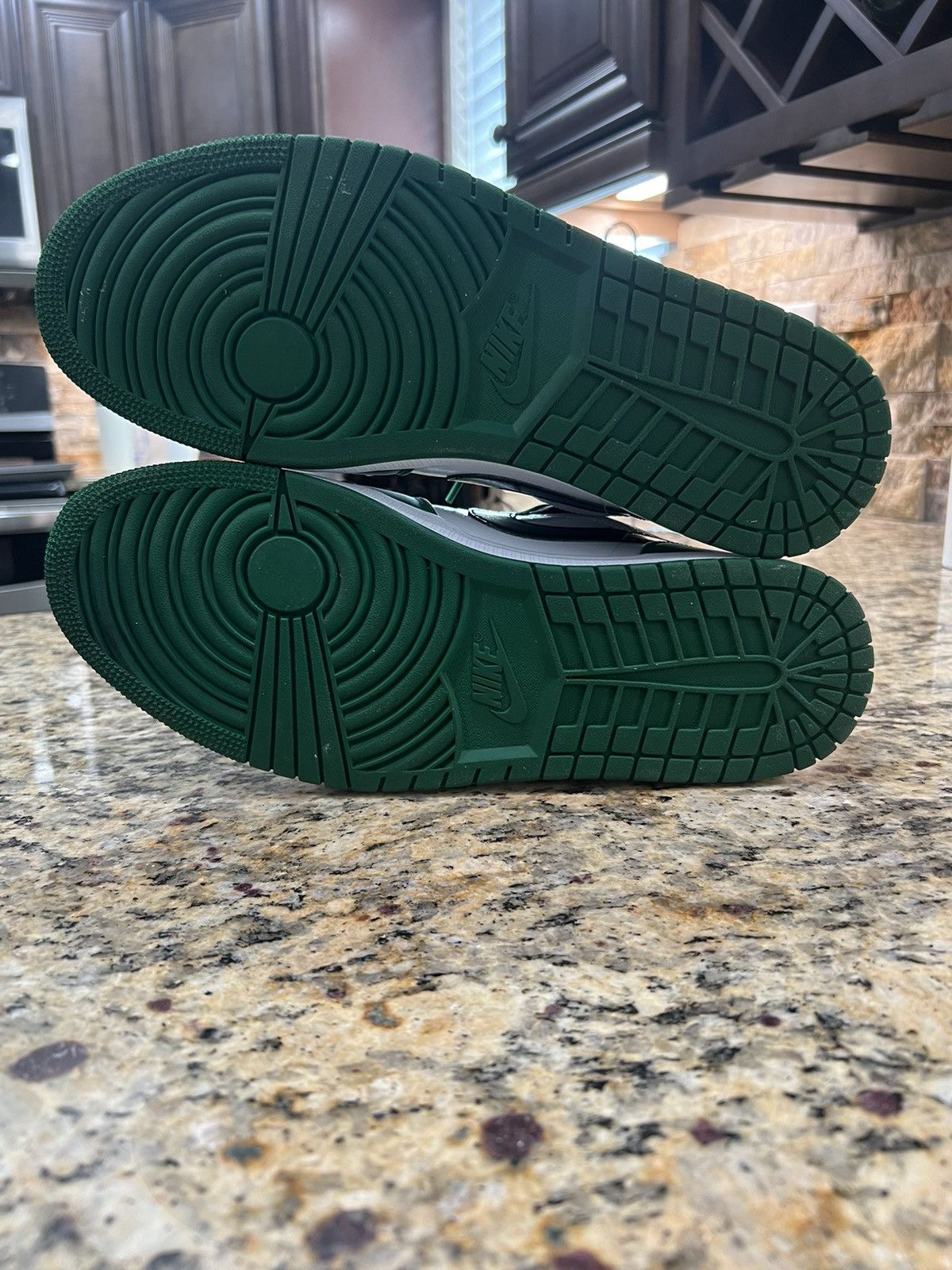 Jordan Brand × Nike Jordan 1 low “Pine Green” size 13 Size US 13 / EU 46 - 7 Thumbnail