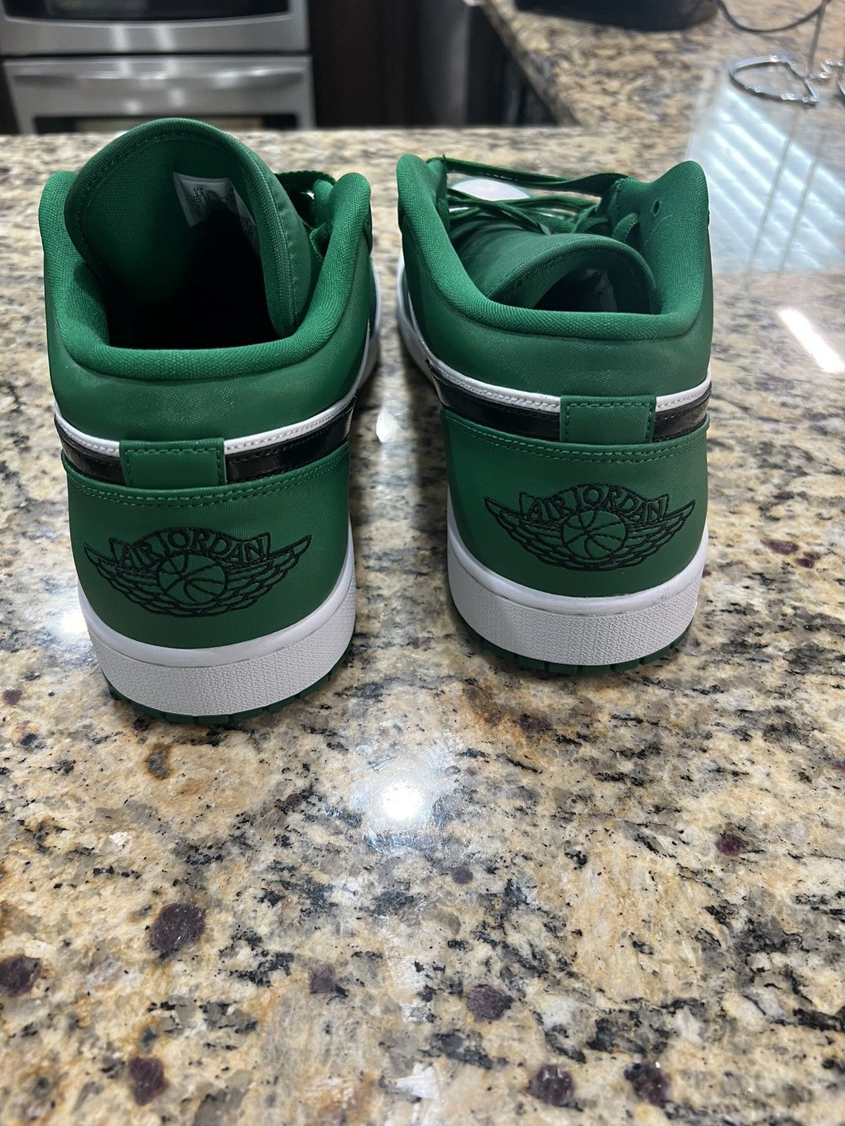 Jordan Brand × Nike Jordan 1 low “Pine Green” size 13 Size US 13 / EU 46 - 3 Thumbnail