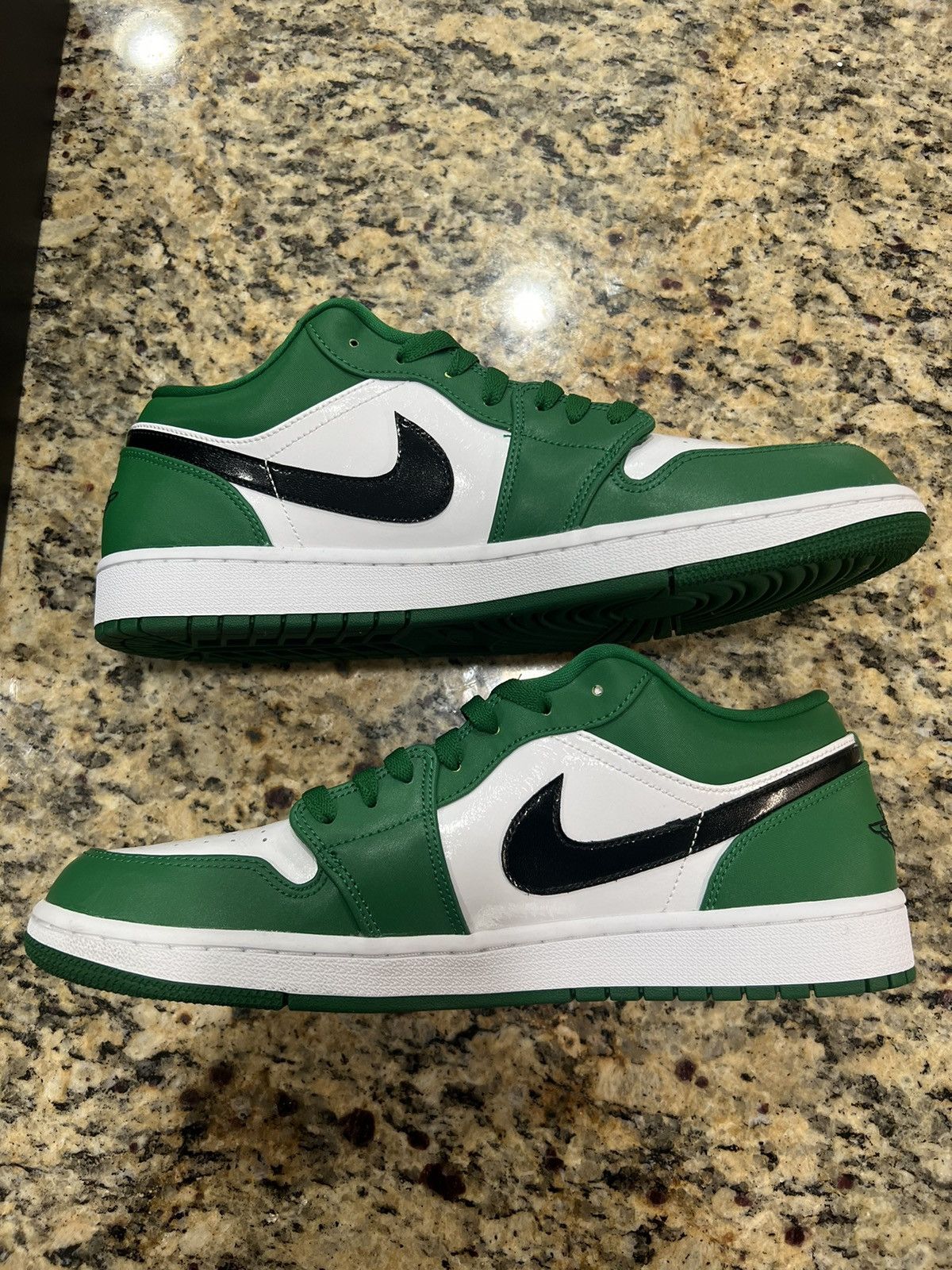 Jordan Brand × Nike Jordan 1 low “Pine Green” size 13 Size US 13 / EU 46 - 5 Thumbnail