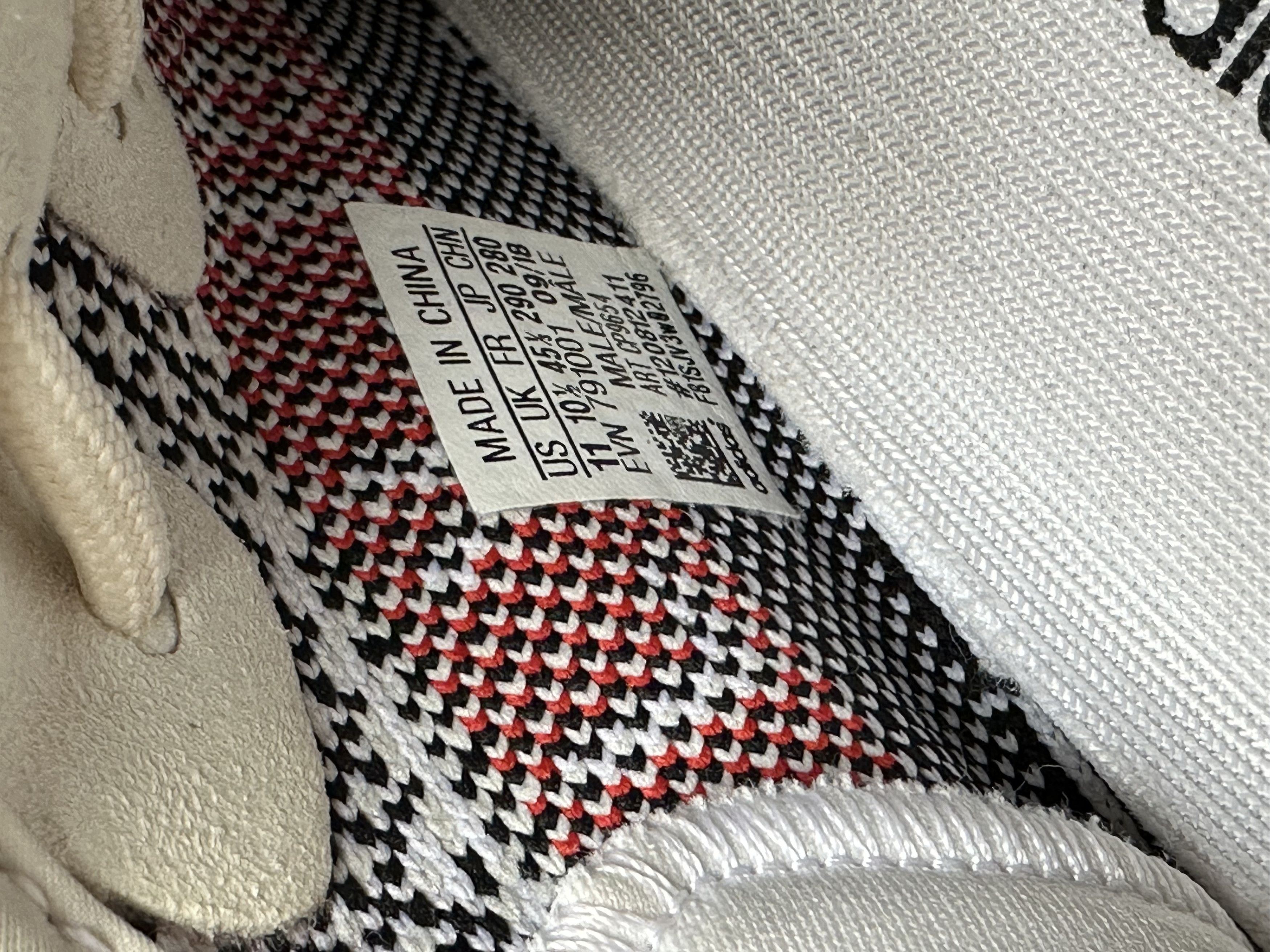 Adidas Zebra Yeezy Size US 11 / EU 44 - 8 Thumbnail