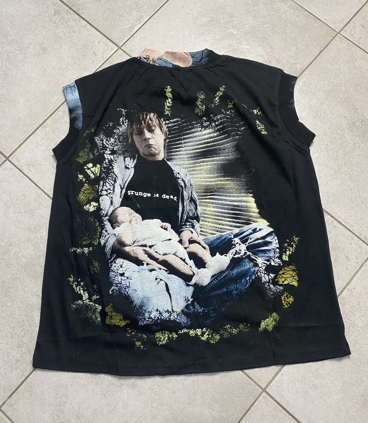 Band Tees Rare Vintage 90s Nirvana Nevermind Grunge Band Tee Tank Top Size US XL / EU 56 / 4 - 2 Thumbnail