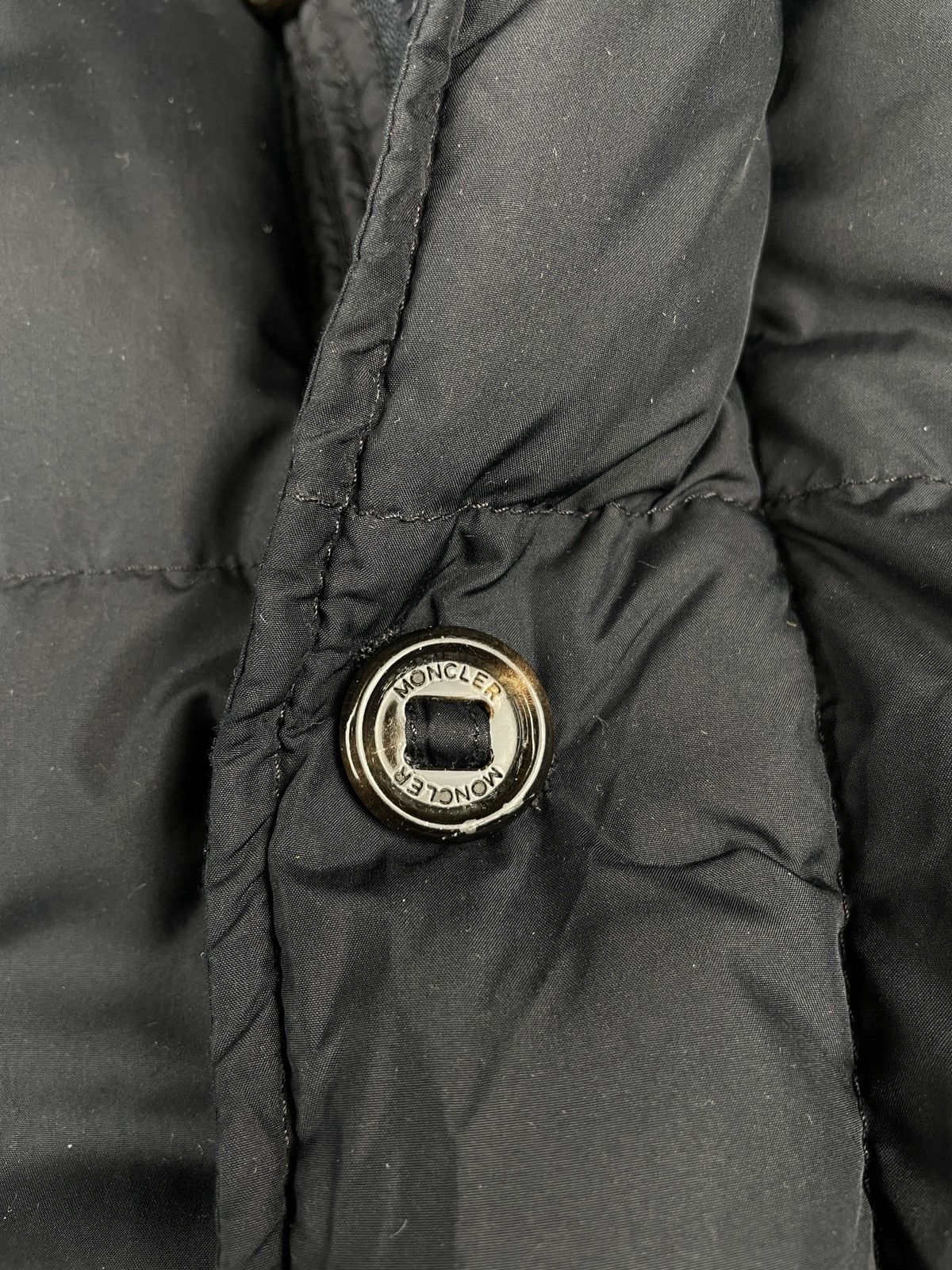 Moncler Moncler Puffer down jacket France Vintage Size US XL / EU 56 / 4 - 12 Thumbnail